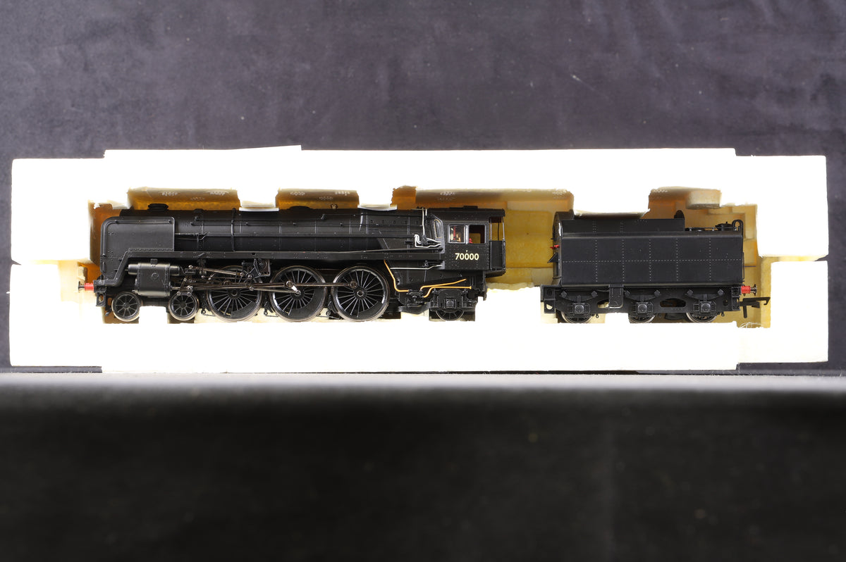 Hornby OO R2975 4-6-2 BR Standard 7MT &#39;Britannia&#39; &#39;70000&#39; BR Plain Black Collector Centre Special Ltd Ed 0834/ 1350