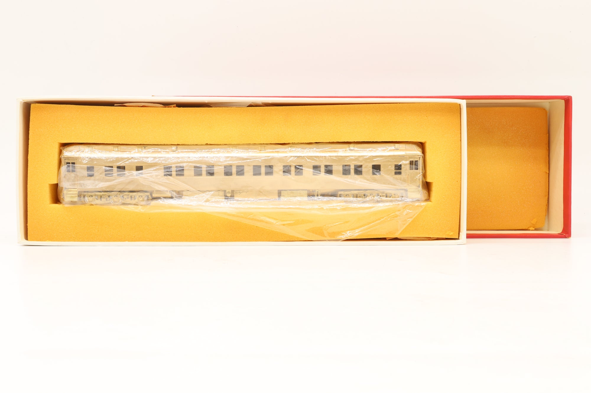 Samhongsa HO Brass Passenger Car