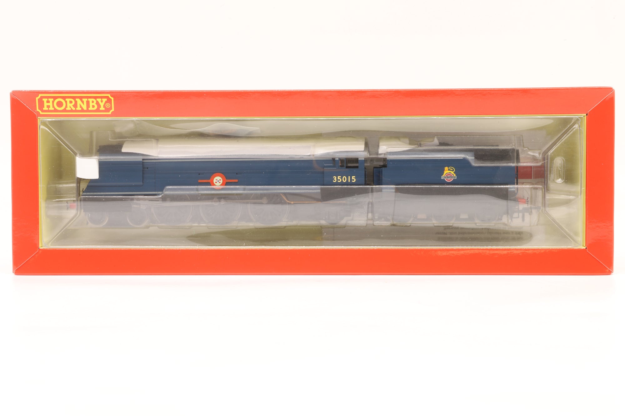Hornby OO R30401 Merchant Navy Class 35015 'Rotterdam Lloyd' in BR Express Blue w/ Early Crests