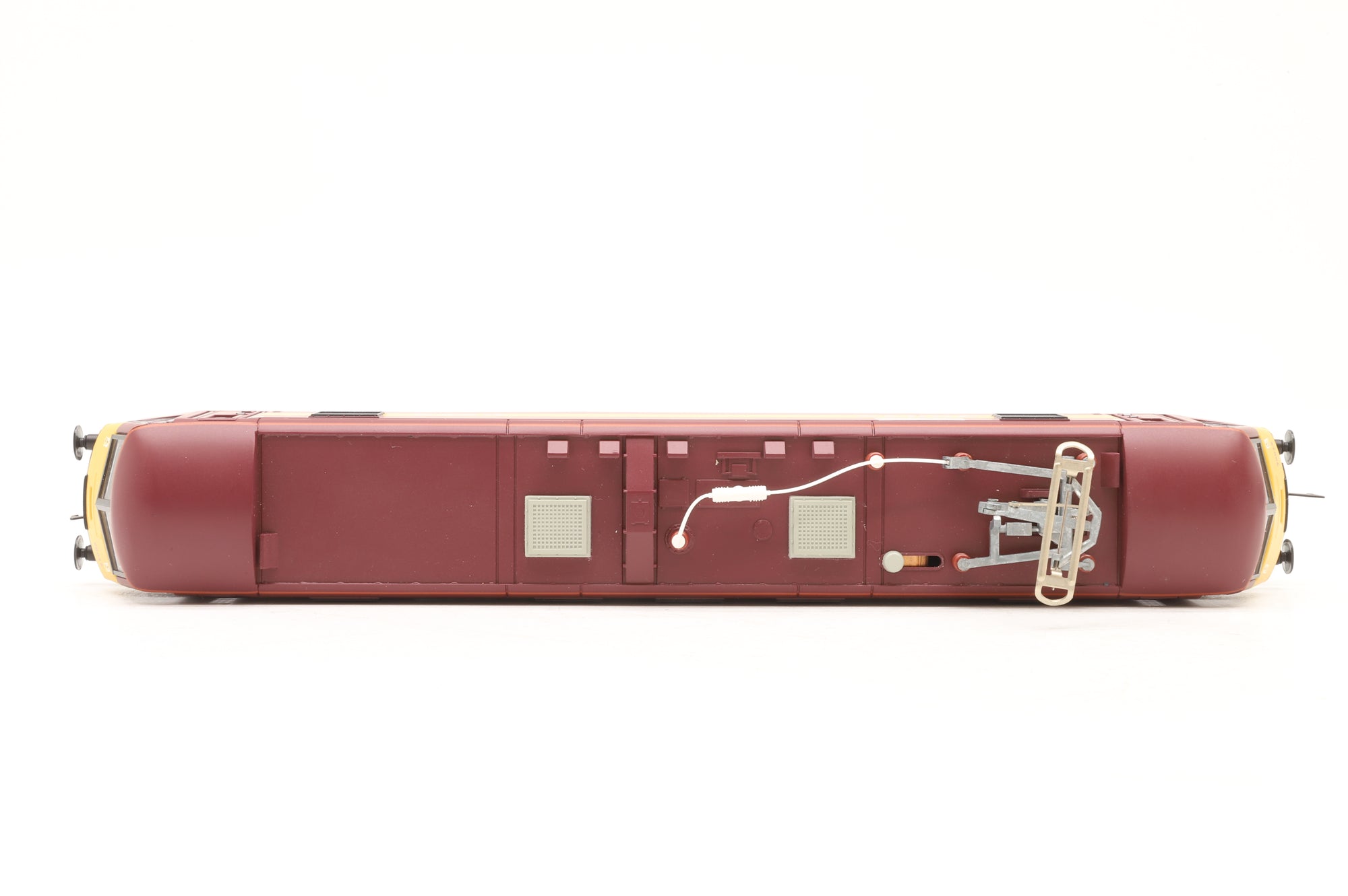 Hornby OO R2955 Virgin Charter Relief Train Pack Incl. Class 90 & Mk3 DVT