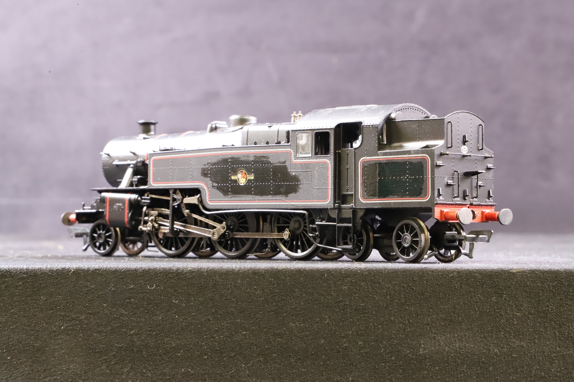 WORKSHOP Bachmann OO Fairburn Tank 42058 in Lined BR Black w/ Late Crests