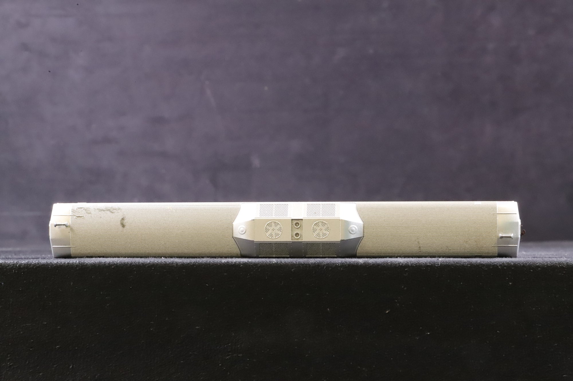 Kato N Gauge 166-0003 Budd Diesel Railcar D-200 in Canadian National Livery