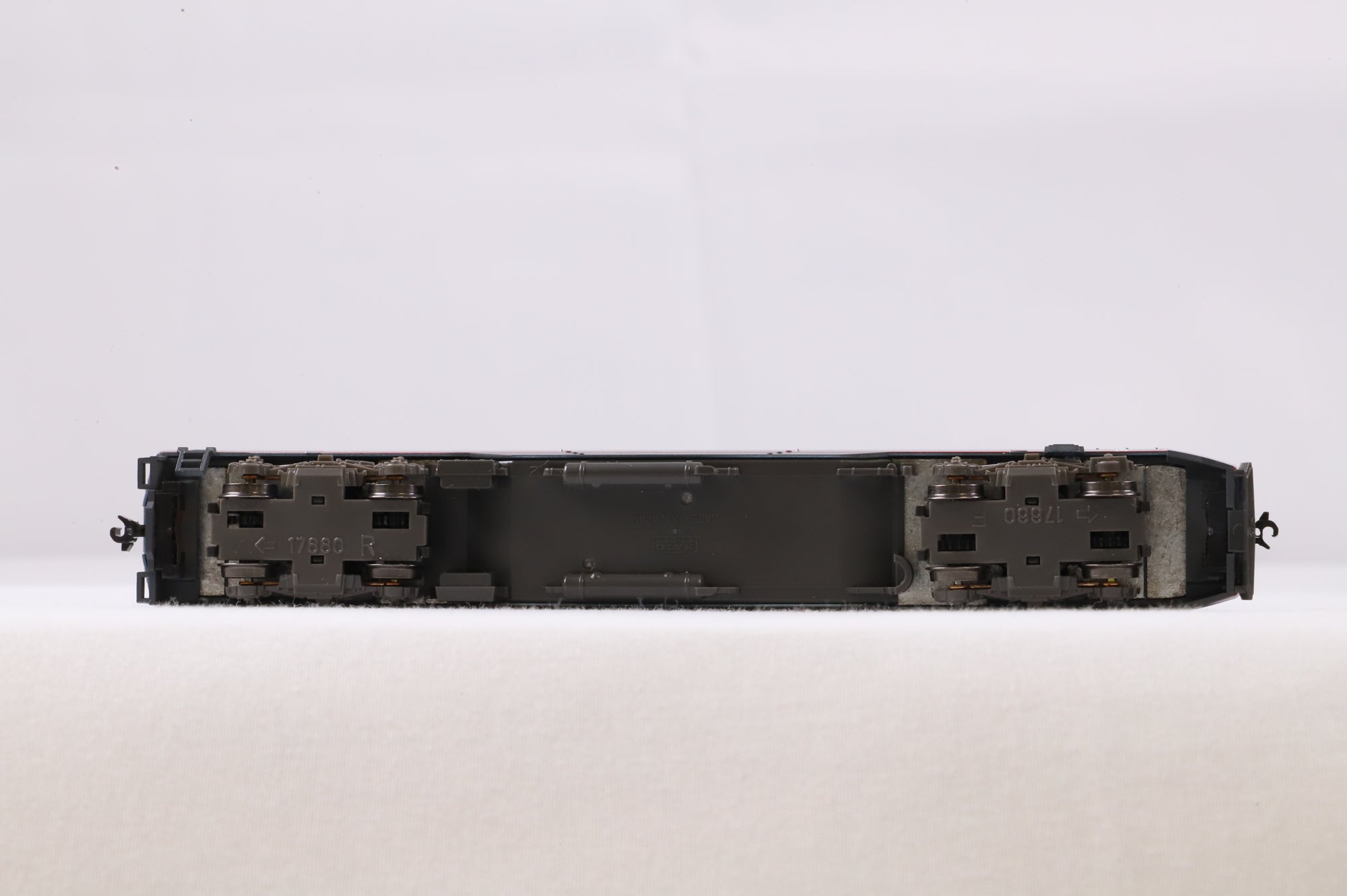 Kato N 176-6033 P42 '169' Amtrak Phase V Late