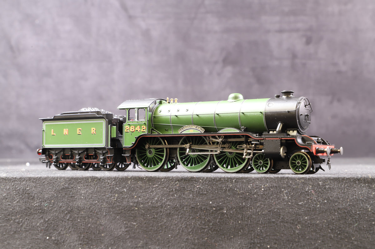 Hornby OO R3447 LNER 4-6-0 N17 &#39;Kilverstone Hall&#39; No.2842