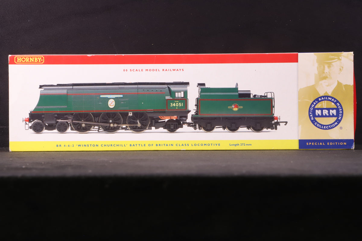 Hornby OO R2385 Battle Of Britain Class &#39;34051&#39; &#39;Winston Churchill&#39; BR Lined Green