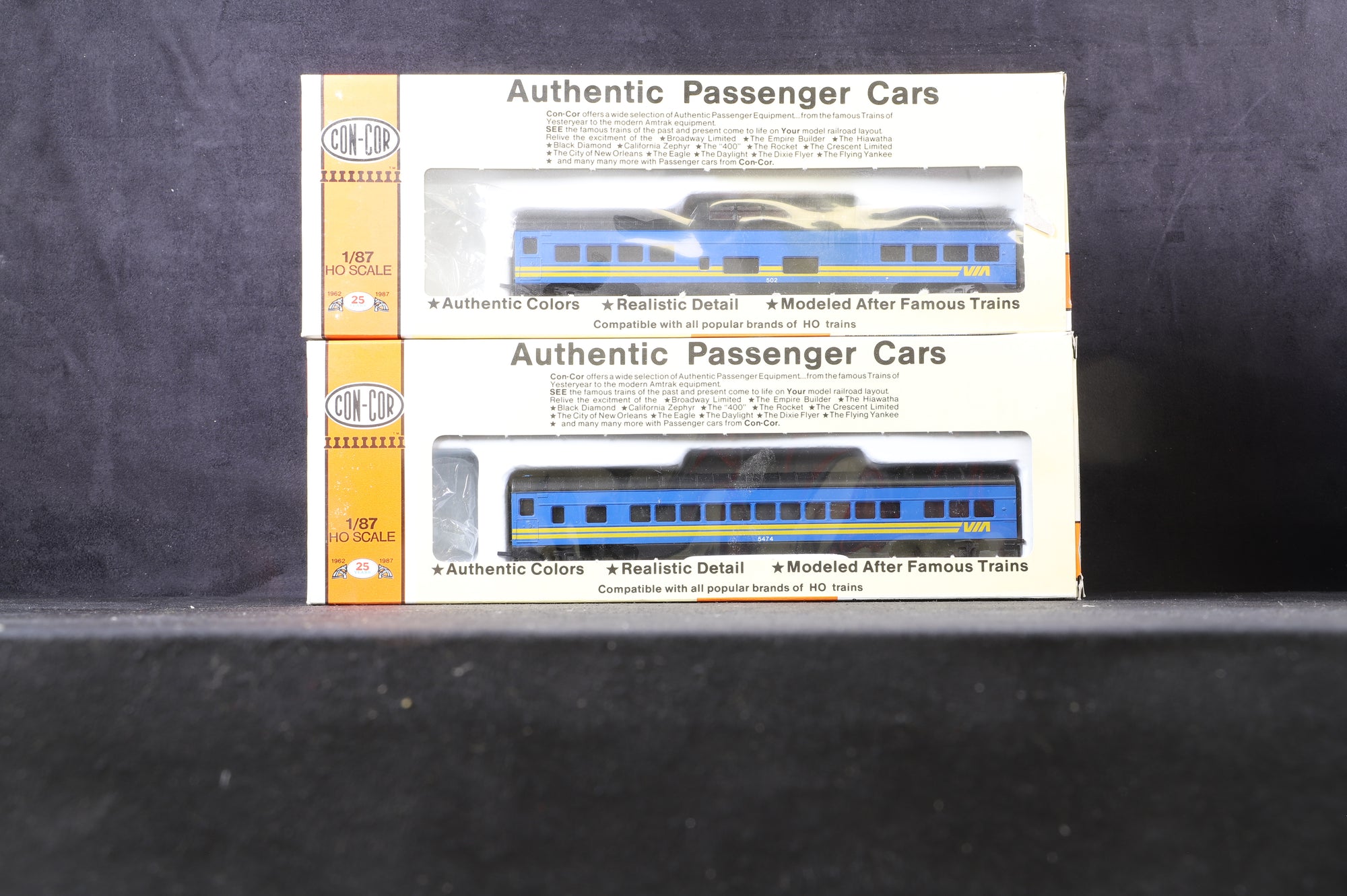 Con-Cor HO Rake of 8 72Ft VIA Rail Canada Coaches, Inc. #0001-000932, 52, 72, 92, 1012, 1032 & 2 x 0912