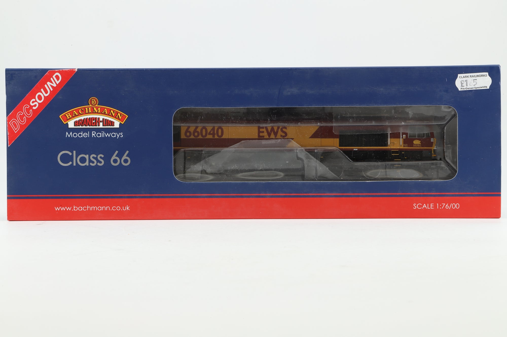 Bachmann OO 32-733DS Class 66 '66040' EWS, DCC Sound
