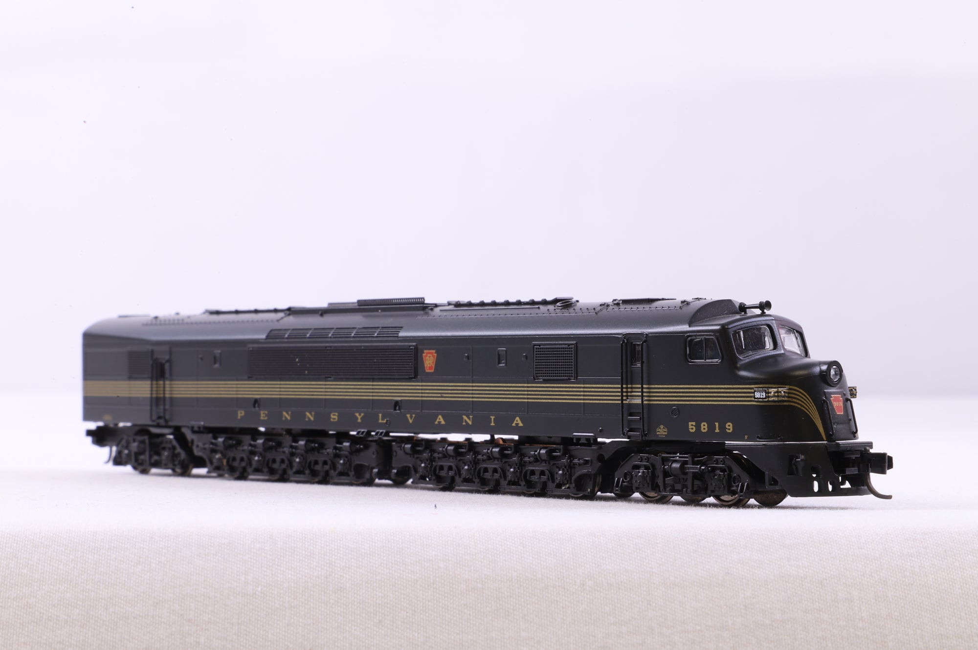 Broadway Limited N Baldwin Centipede Pennsylvania PRR A-A Set '5831' '5819'