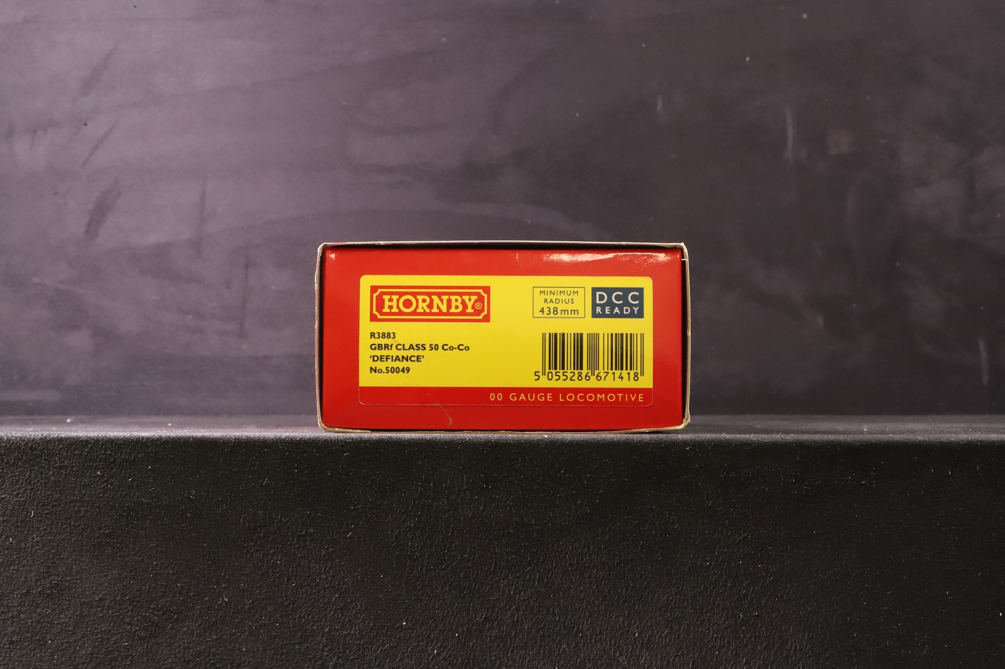 Hornby OO R3883 GBRf Class 50 Co-Co '50049' 'Defiance'