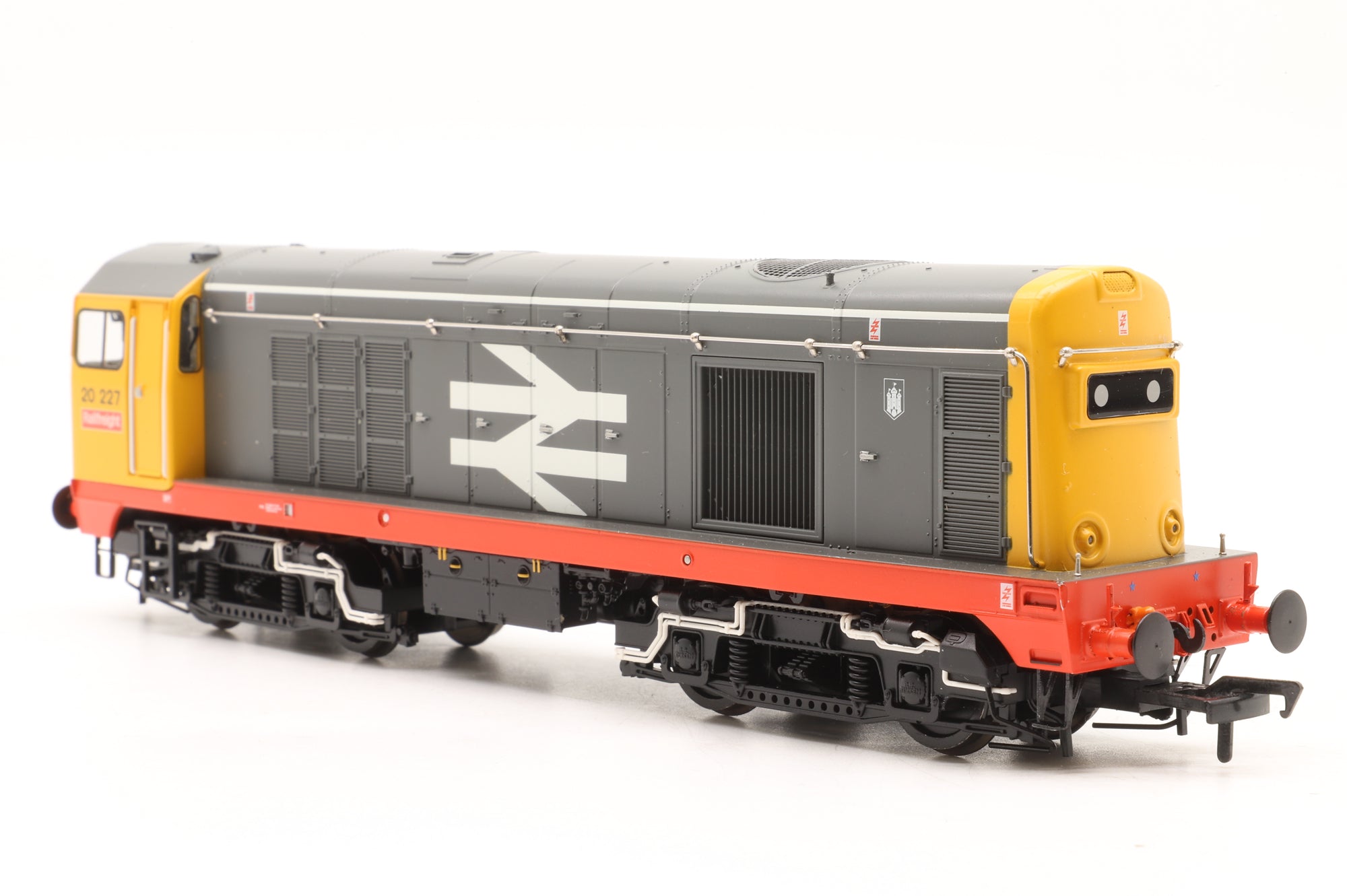 Bachmann OO 35-357SF Class 20 20227 in BR Railfreight Grey (Red Stripe) – DCC Sound