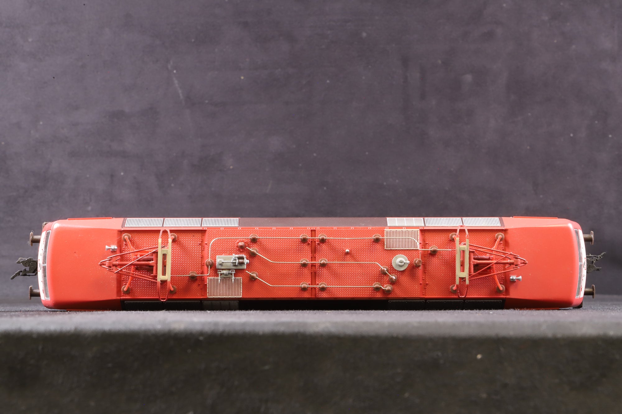 Fleischmann HO 4352 BR Class BR 120 '120 143-3' Electric Locomotive DB 2 & 3 Rail