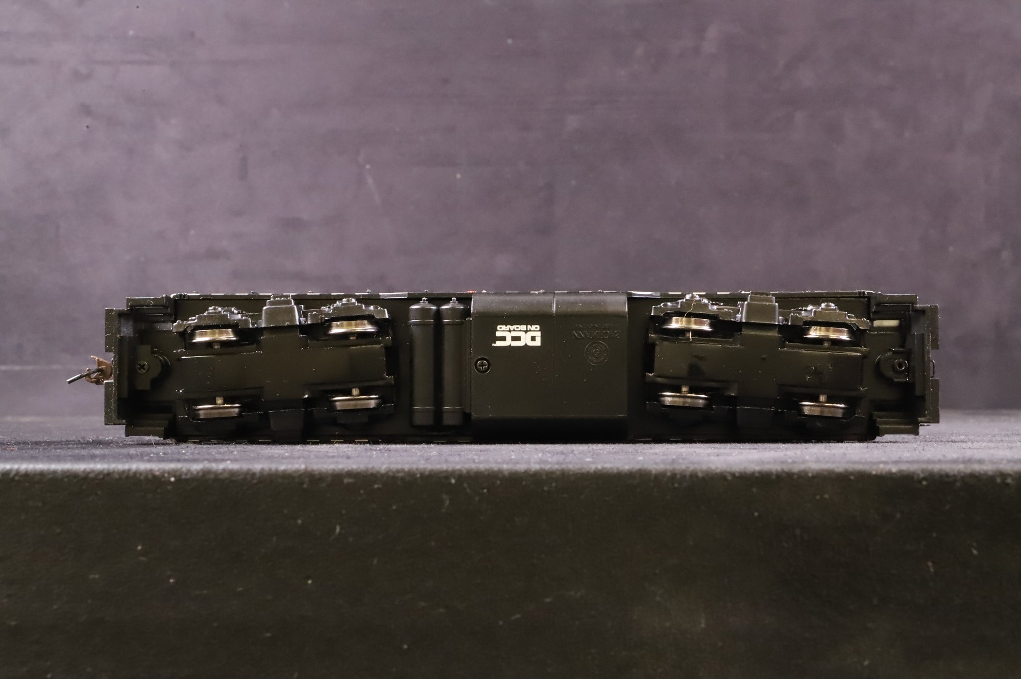 Bachmann HO 62809 GP9 Diesel Locomotive Santa Fe '2937' DCC Fitted