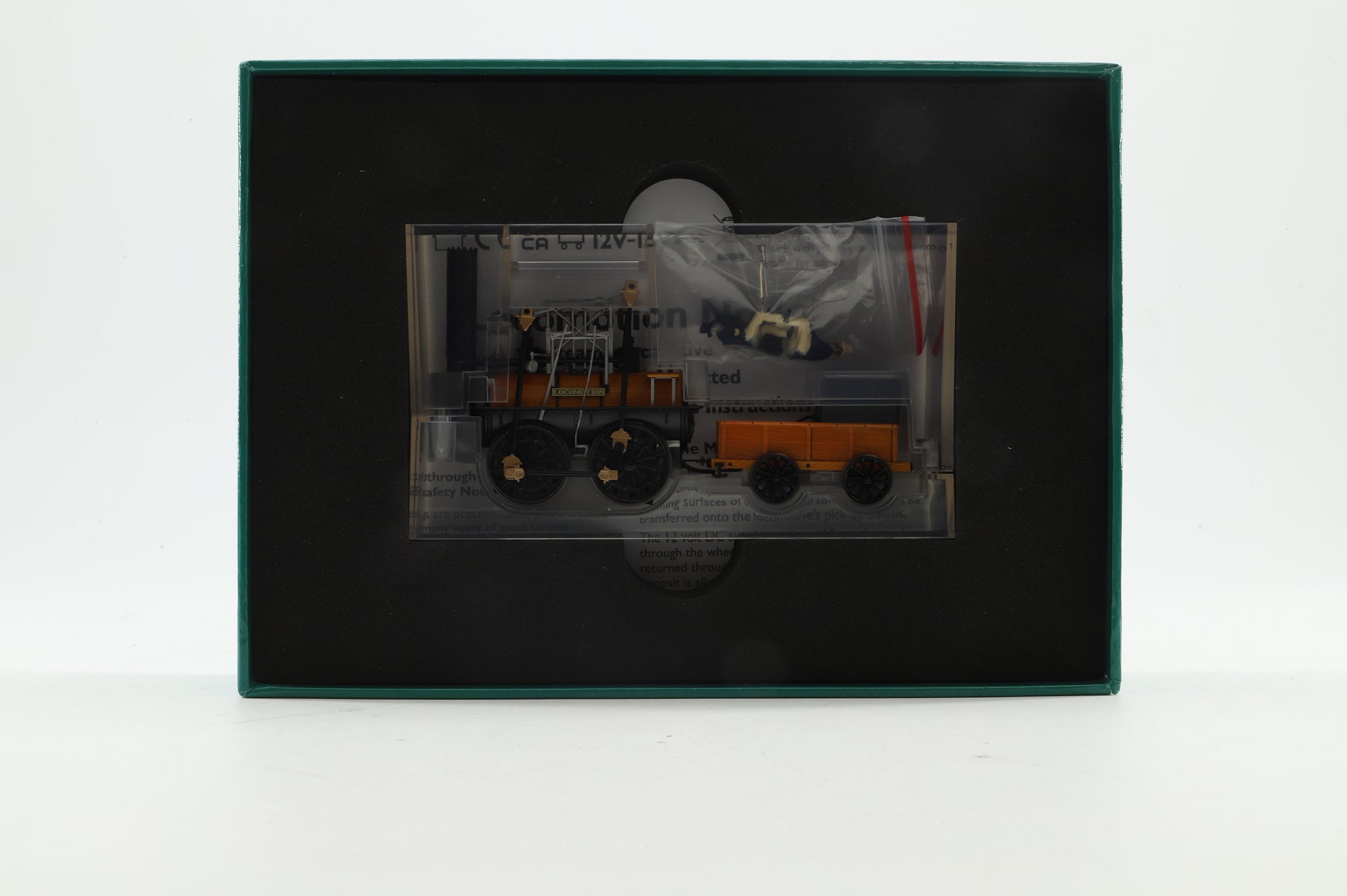 Hornby OO R30346 S&DR 0-4-0 Engine 'Locomotion' No.1