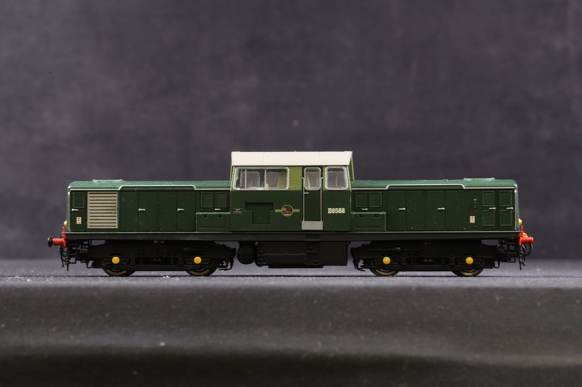 Heljan OO 1700 &#39;D8568&#39; BR Green Small Yellow Panels