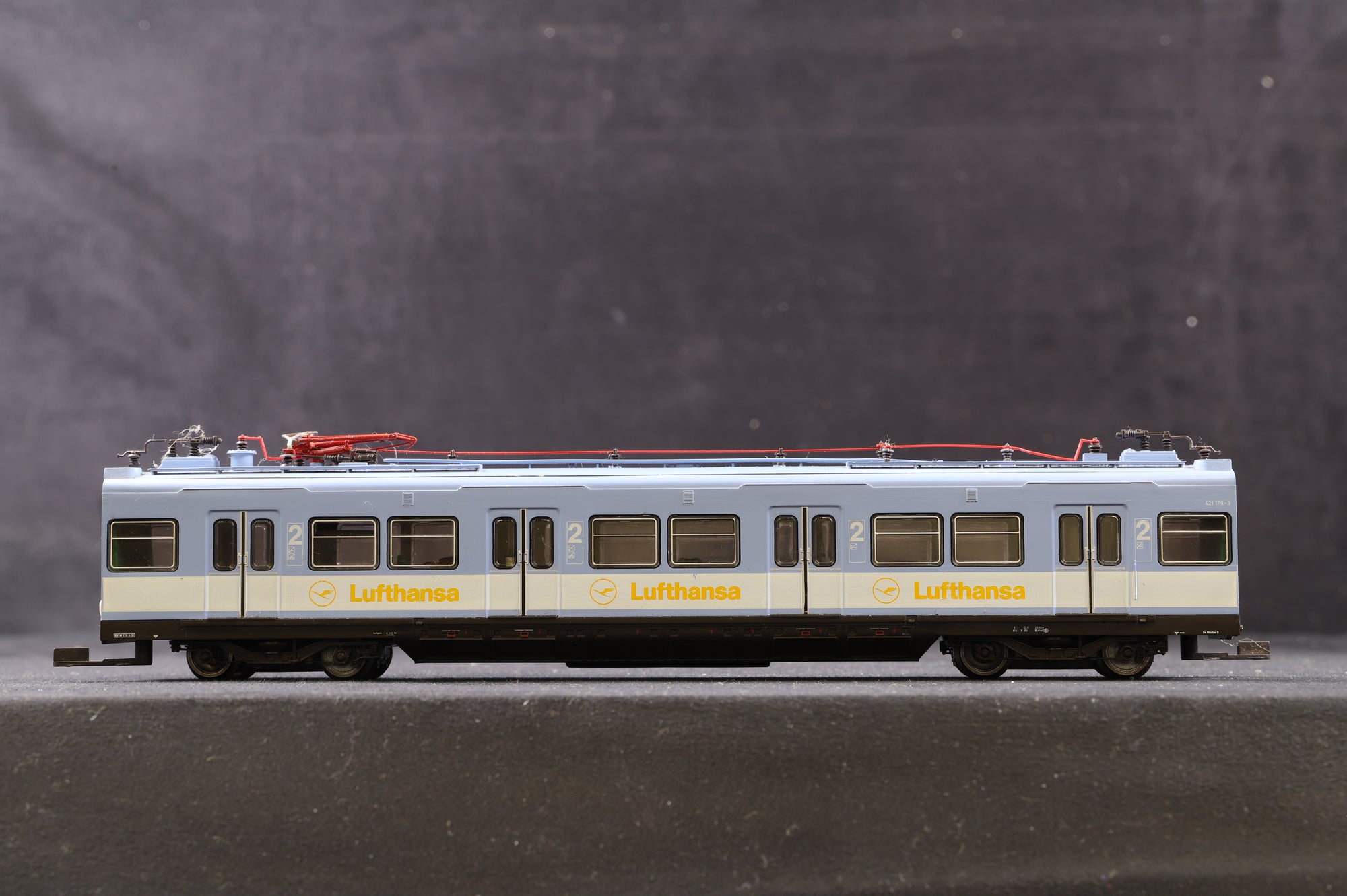 Roco HO DB BR 420 Lufthansa Airport 3 Car EMU
