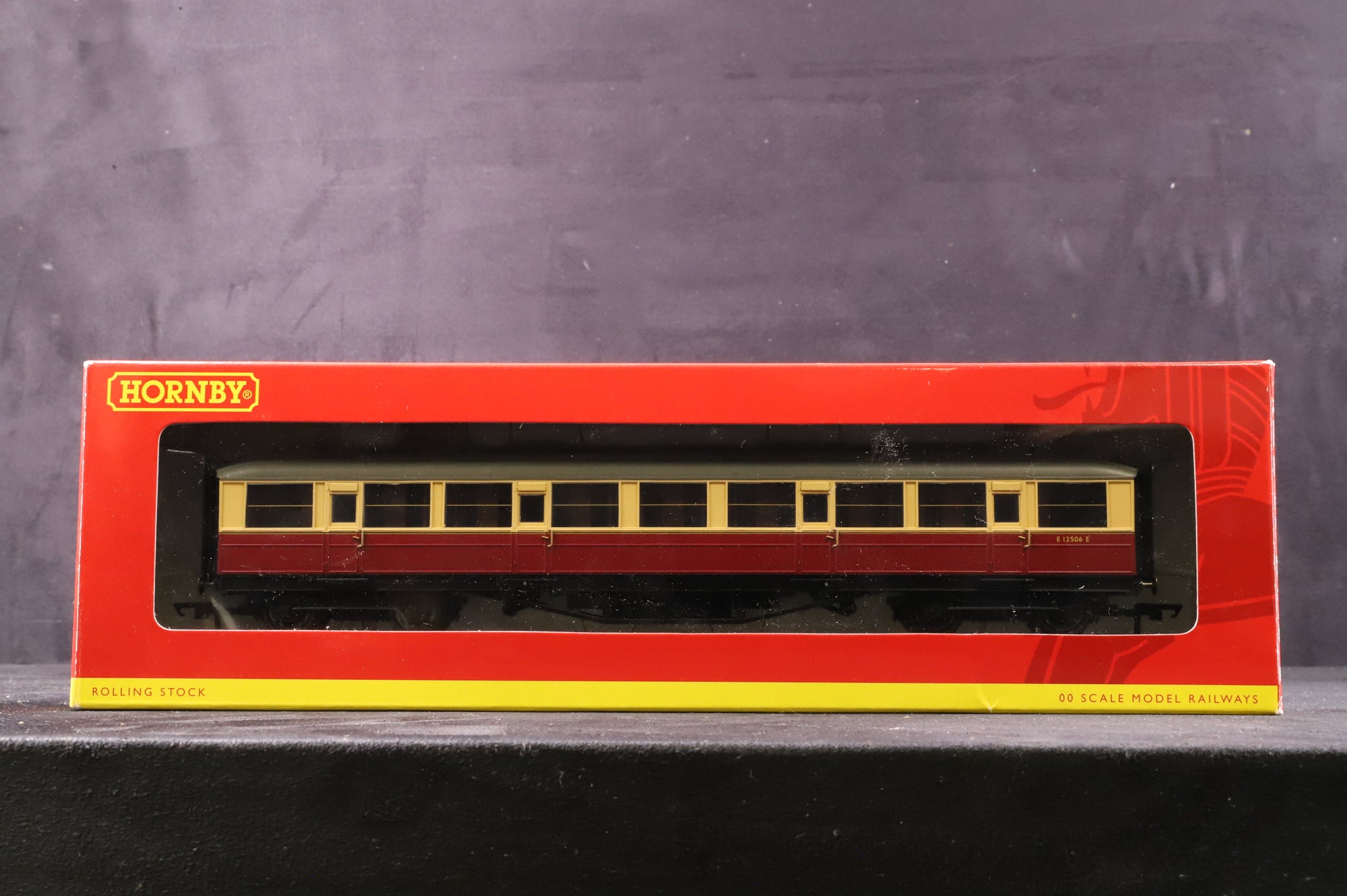 Hornby OO Rake Of 6 Gresley BR Crimson & Cream Coaches Inc. R4179A & R4180x5
