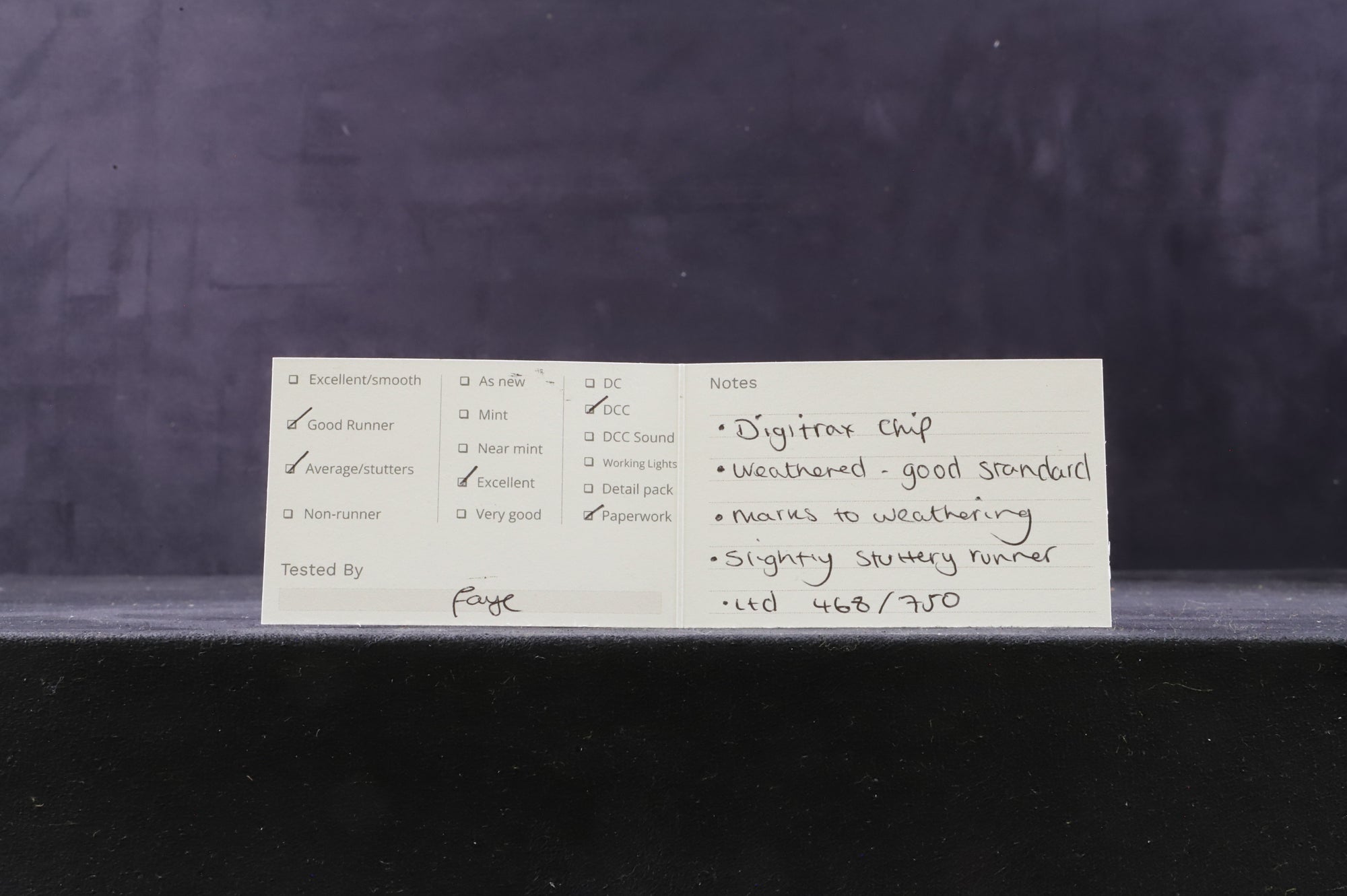 Hornby OO R3163 Class B17/6 61662 'Manchester United' in BR Lined Green w/ Late Crests - Heavily Weathered