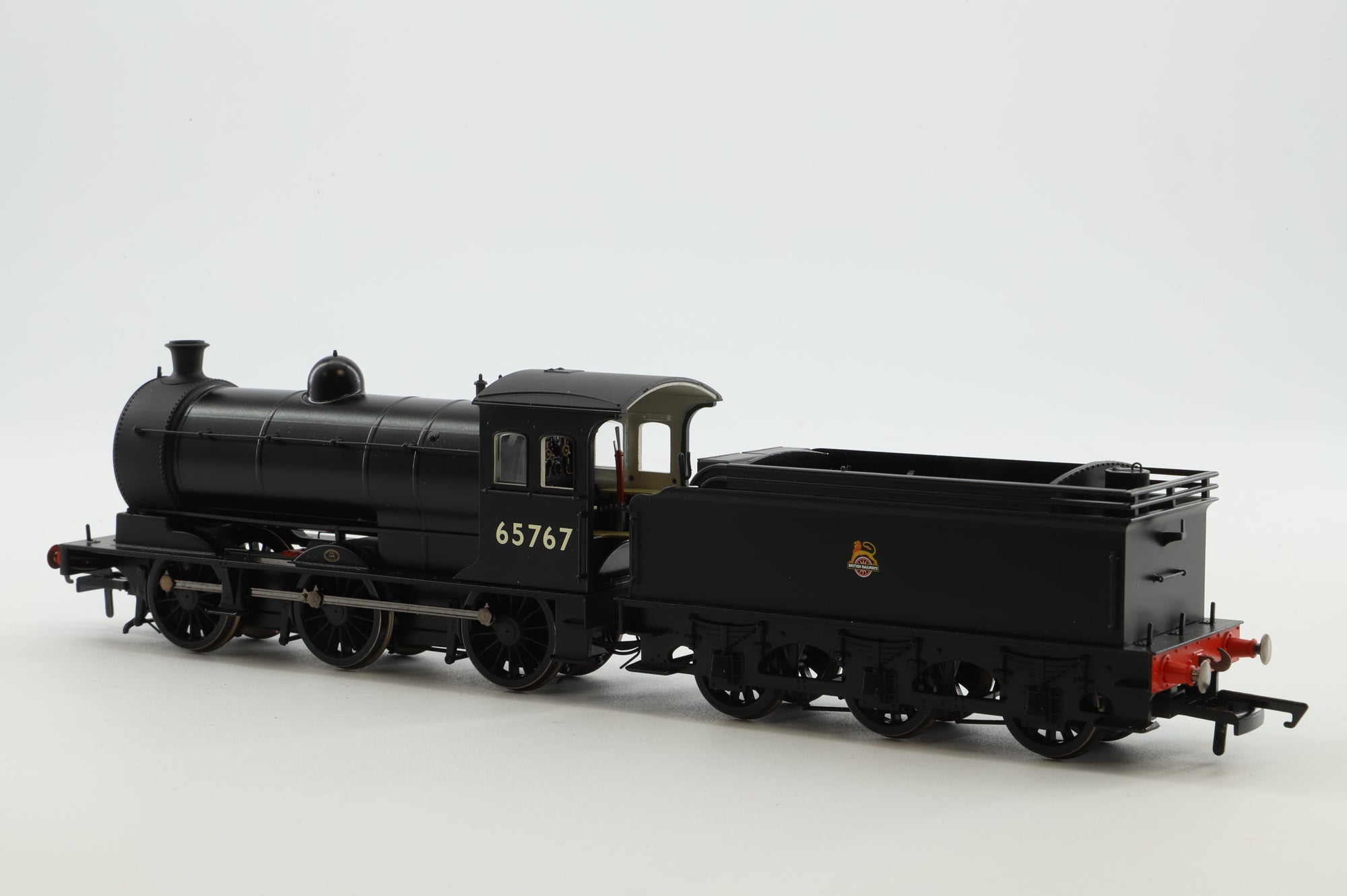 Oxford Rail OO OR76J26002XS Class J26 65767 in BR Black w/ Early Crests - DCC Sound