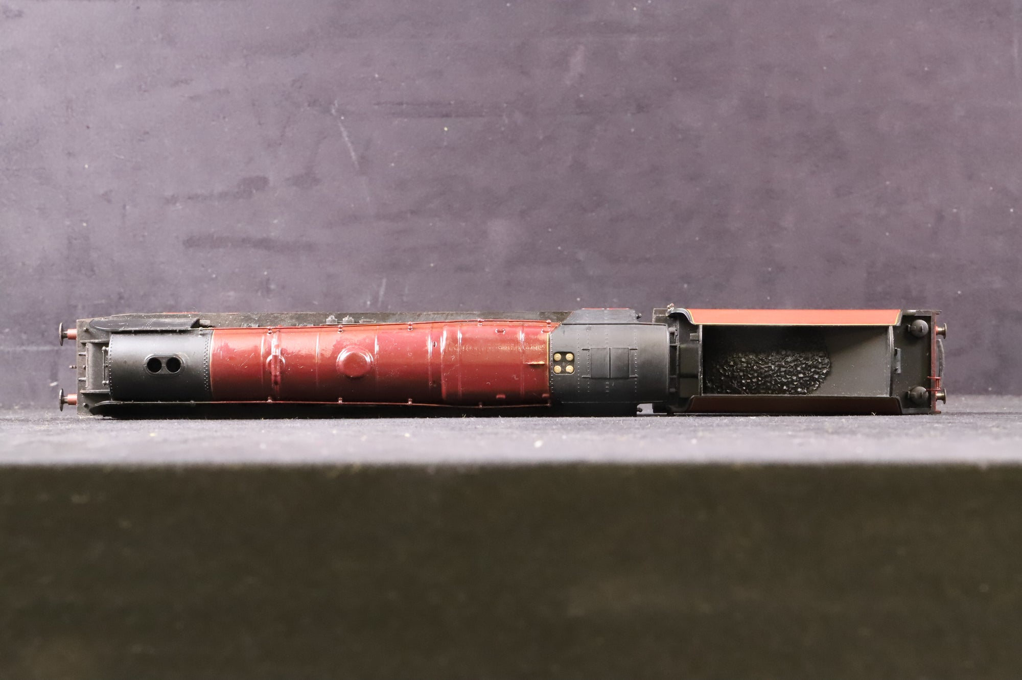 WORKSHOP Hornby Class R2383 Duchess Class '46251' BR Maroon L/C Repainted & Glossed