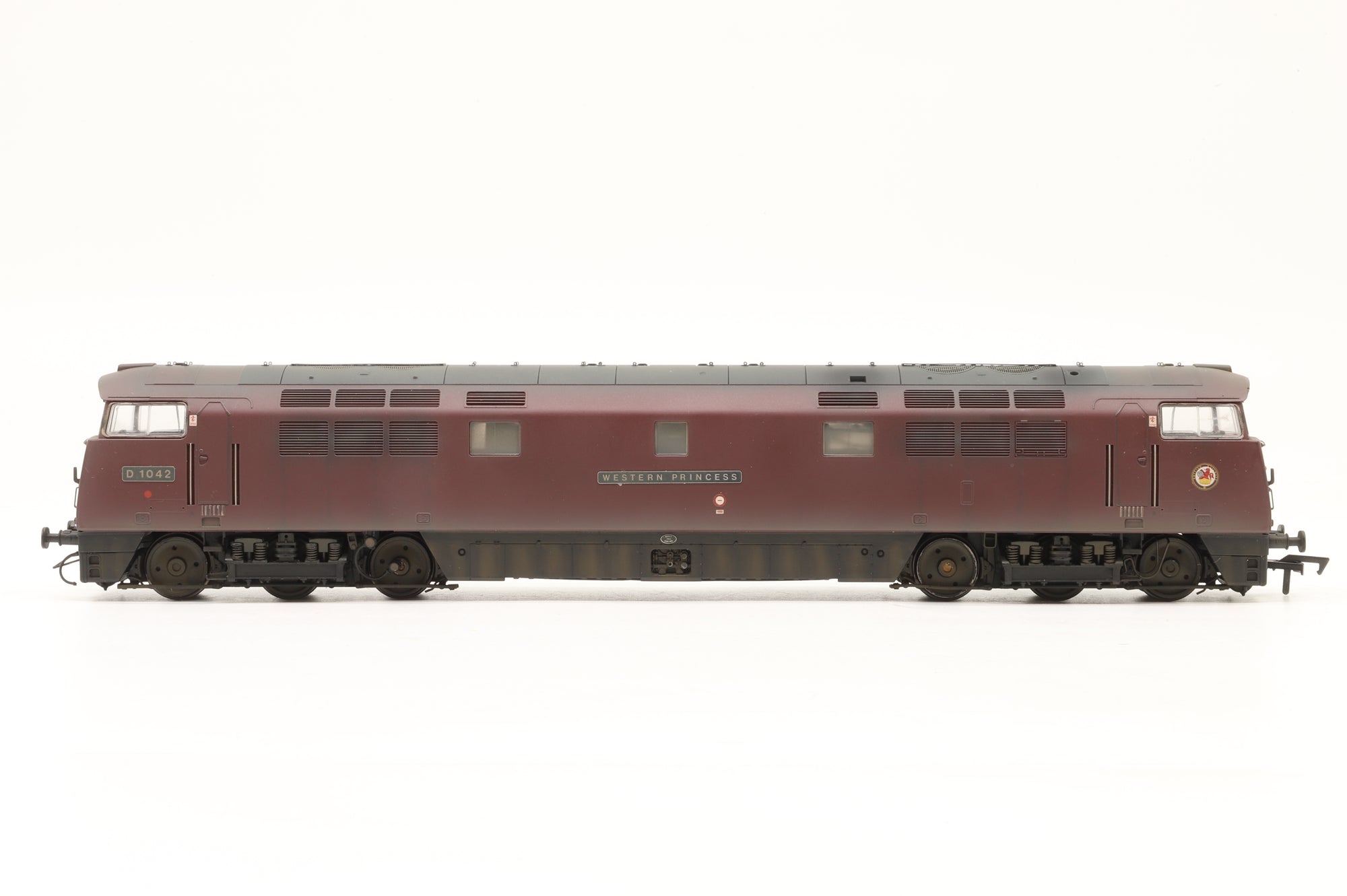 Dapol OO D10003X Class 52 'D1042' BR Maroon 'Western Princess' SYE Weathered DCC Fitted