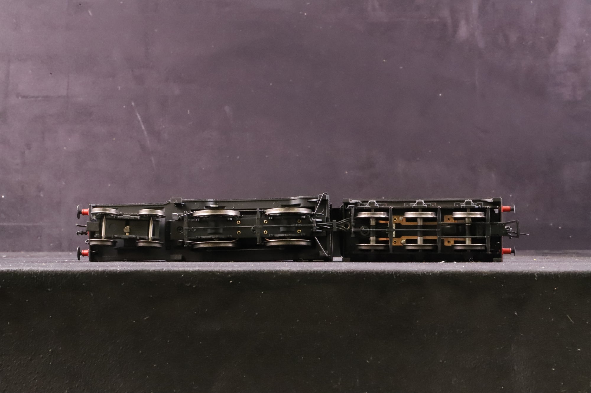 Bachmann OO 31-146A GCR Class 11F 62664 'Princess Mary' in Lined BR Black w/ Early Crests - Weathered