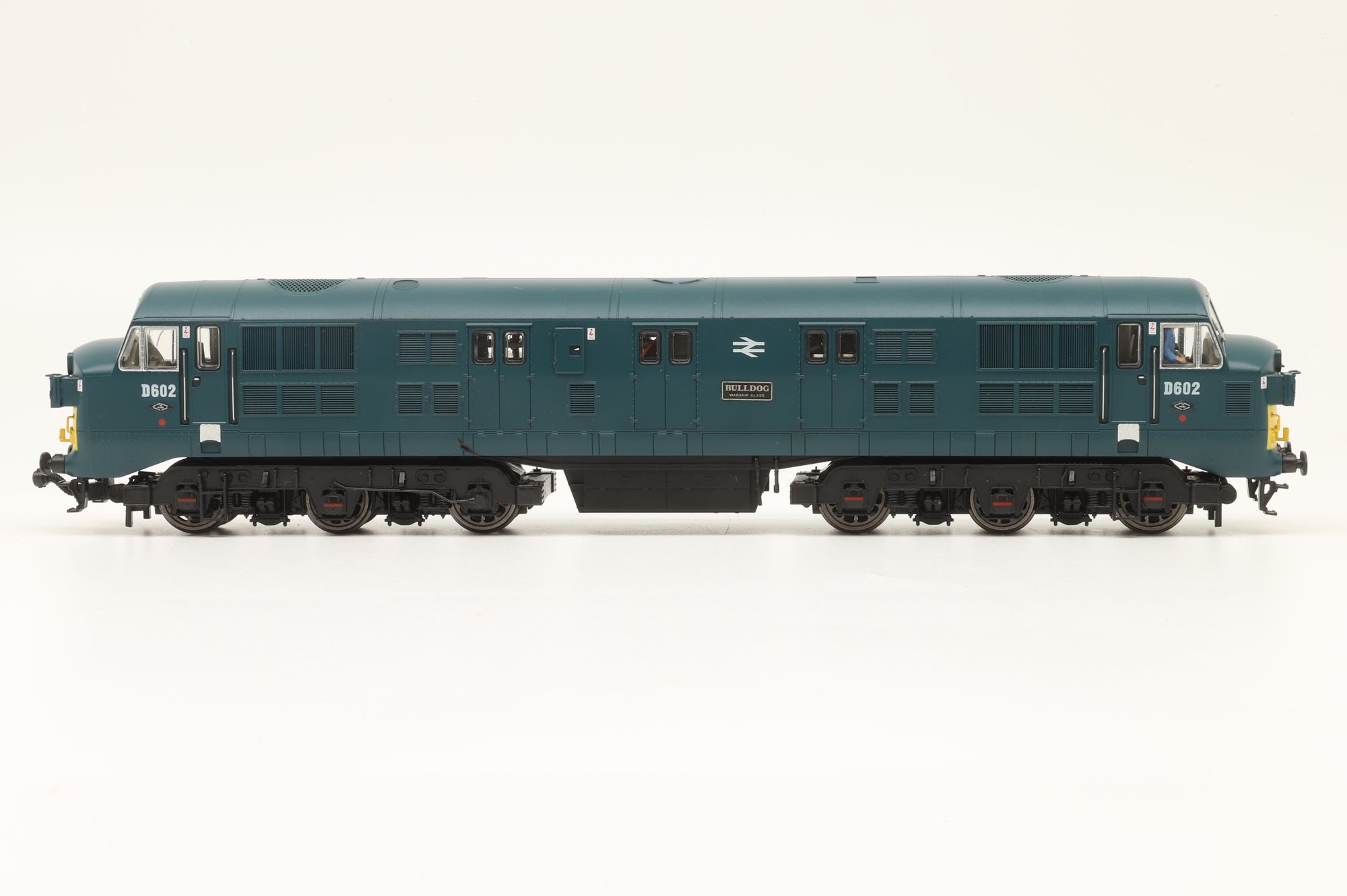KMRC OO K2605 D600 Warship 'D602' 'Bulldog' BR Blue, DCC Sound