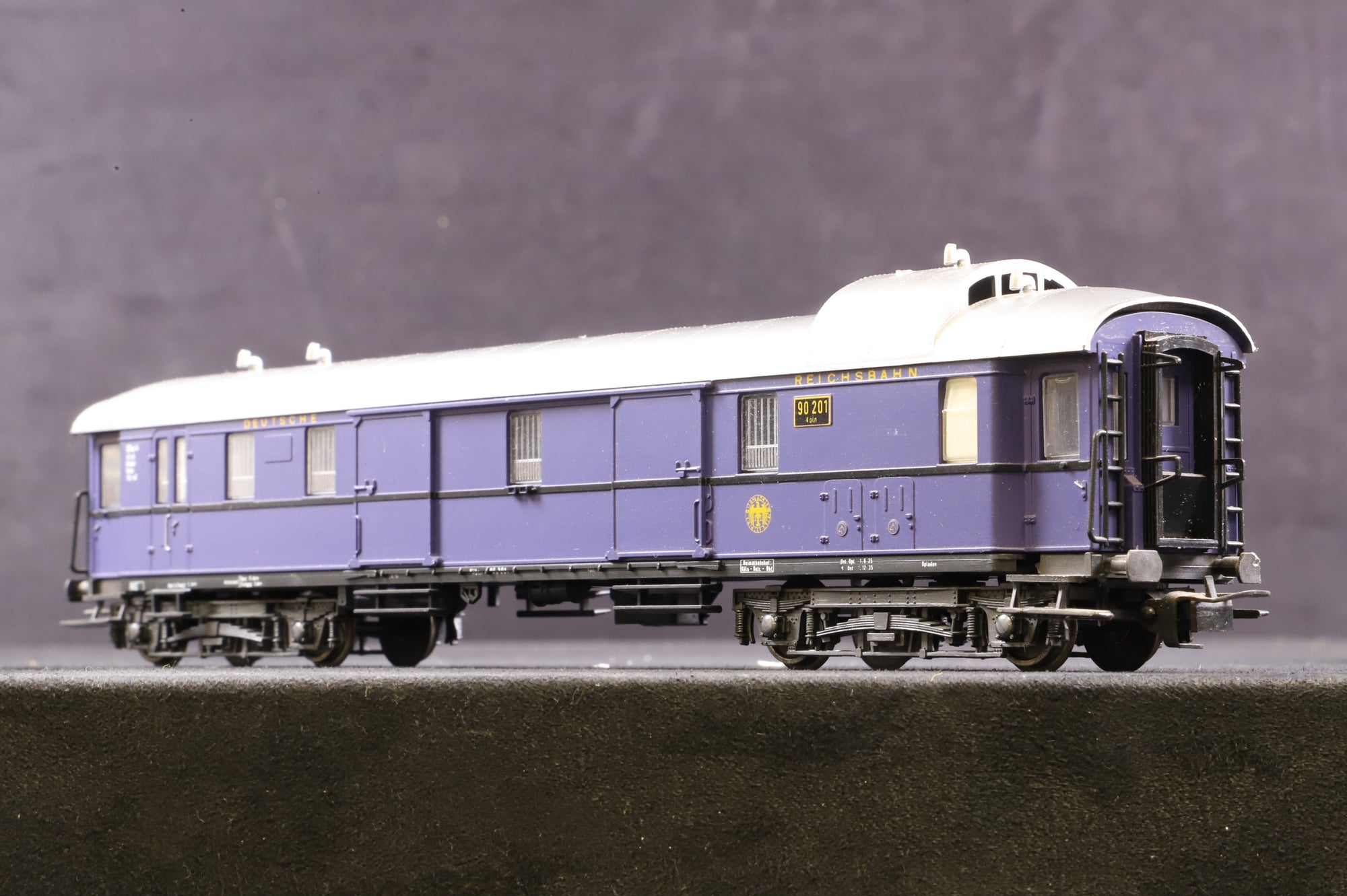 Liliput HO 820 5-Car Rheingold Passenger DRG Coach Set