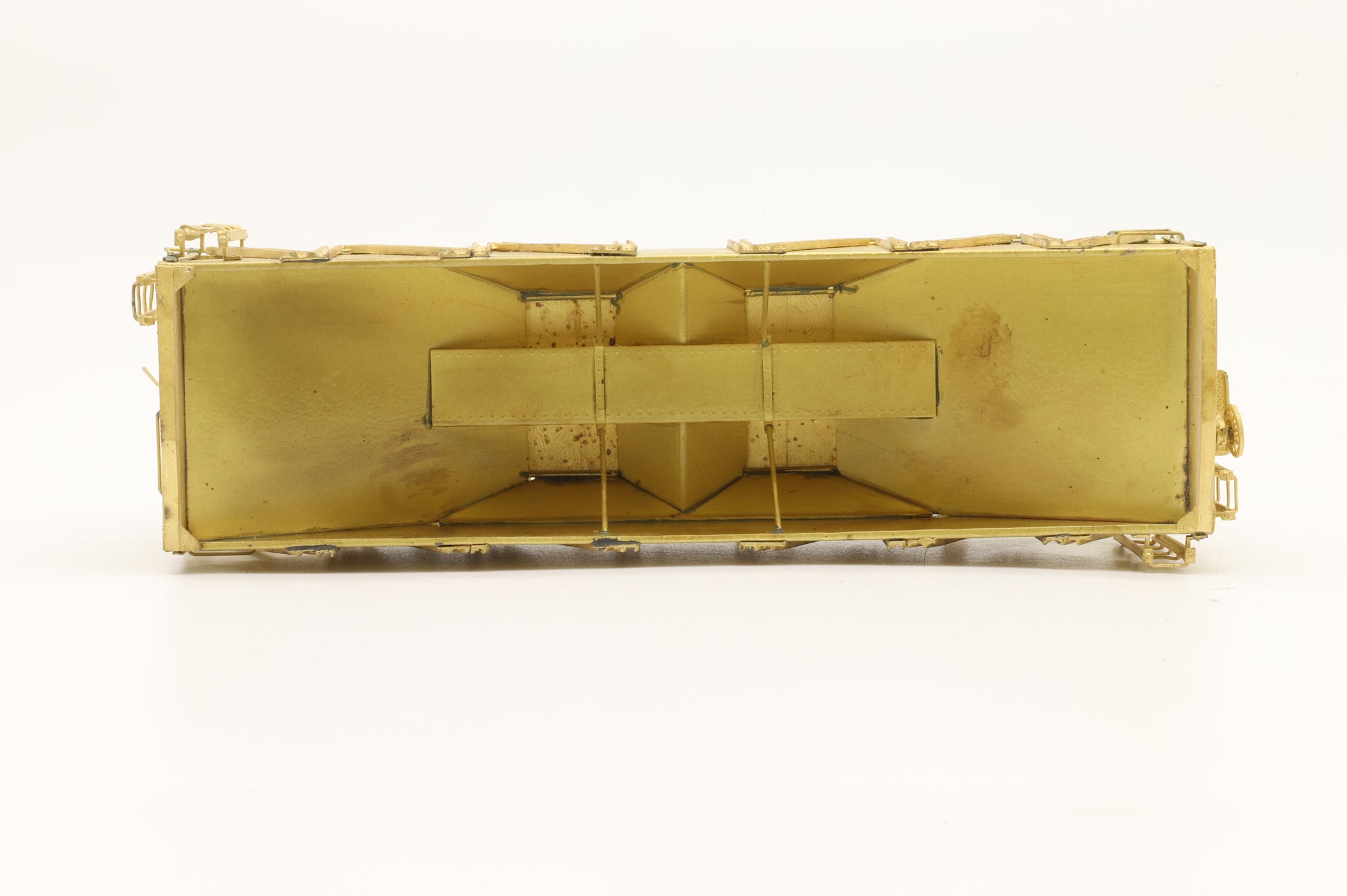 Old & Weary Car Shop HO Brass 1000 2 Bay Composite Hopper With Wood End Bracing Wood Slope Sheets Unpainted