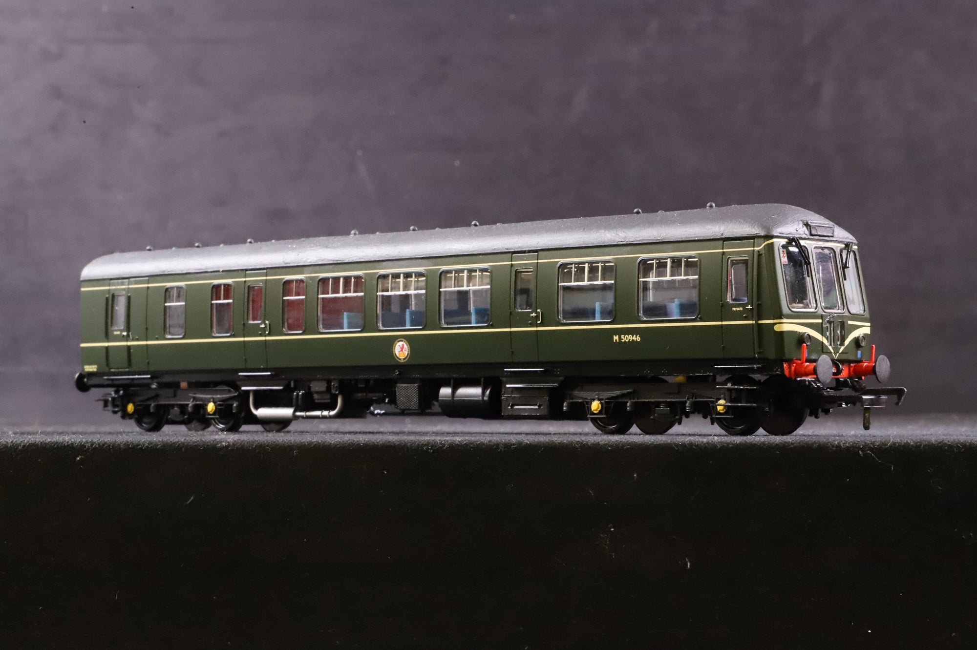 Bachmann WORKSHOP OO 32-900C Class 108 2 Car DMU BR Green Speed Whiskers Weathered