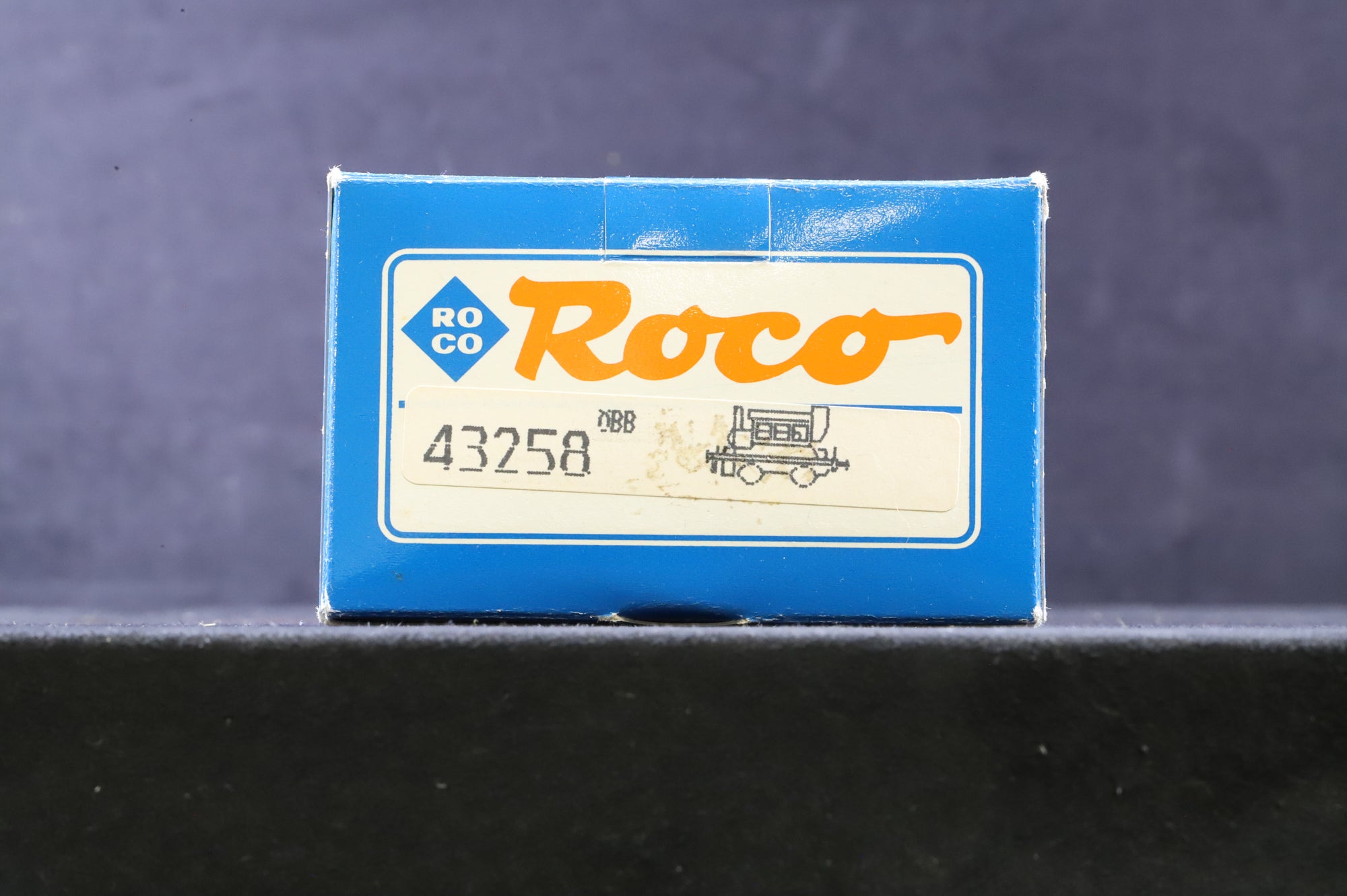 Roco HO 43258 Class Rh 688.01 'Glaskasten'  OBB