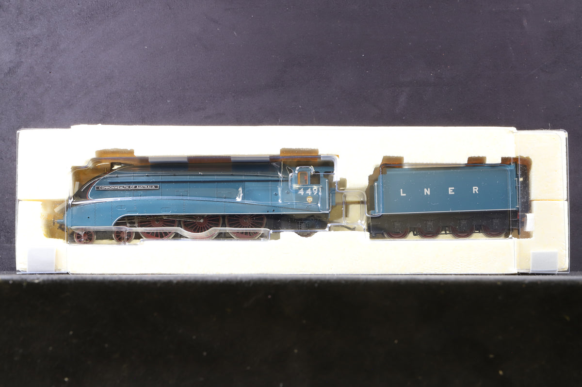 Hornby OO R3095 Class A4 &#39;4491&#39; &#39;Commonwealth Of Australia&#39; LNER Garter Blue Ltd Ed 720/ 1500