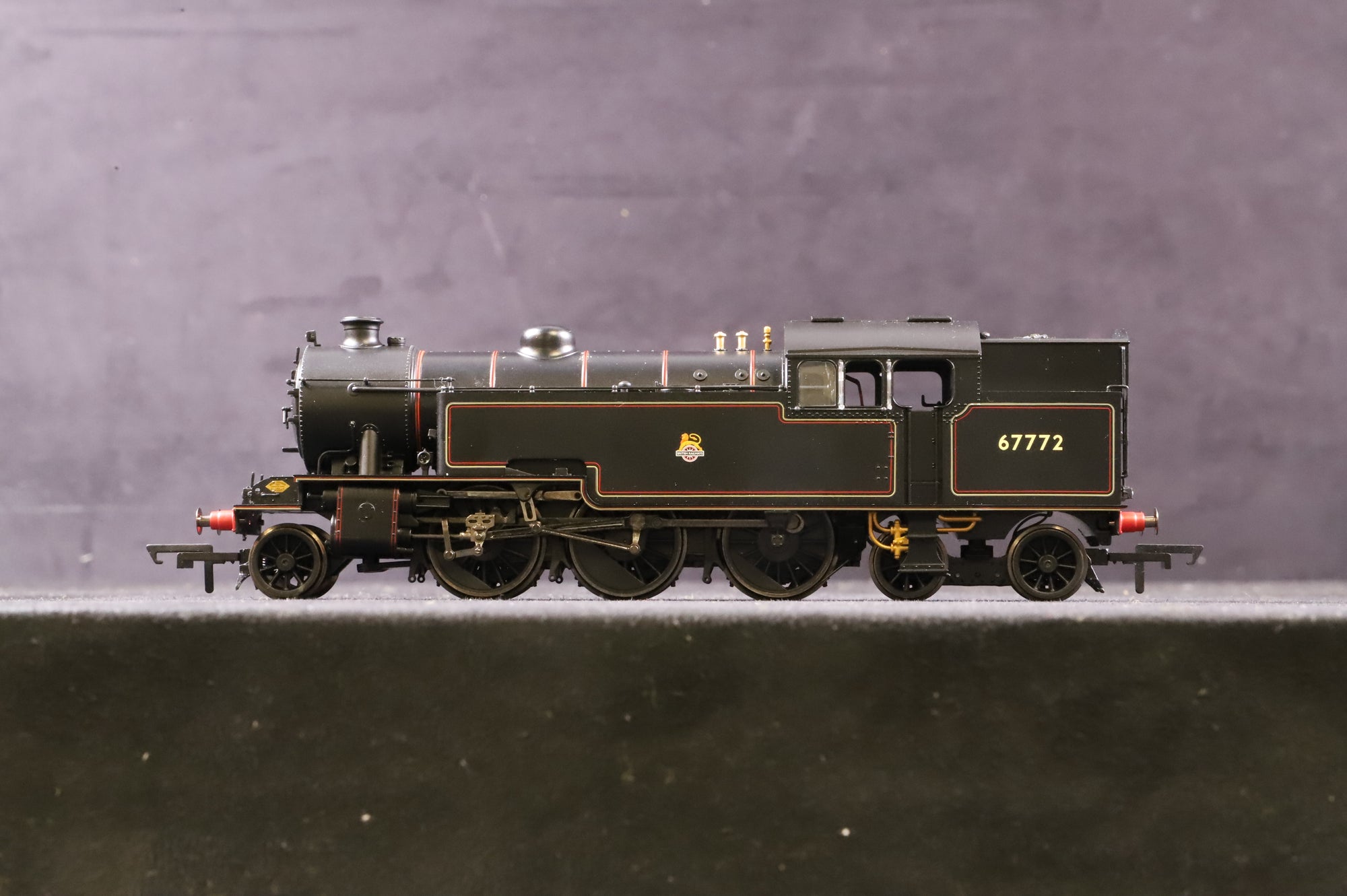 Hornby OO R2913 Thompson L1 Class 2-6-4T '67772' BR Lined Black E/C