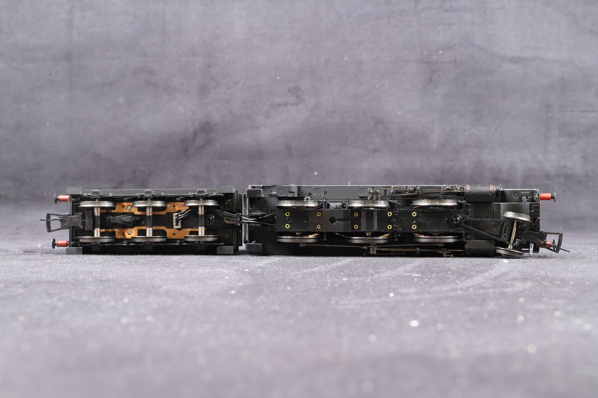 Bachmann OO 31-692 Stanier Mogul &#39;42968&#39; BR Lined Black L/Crest, DCC Fitted