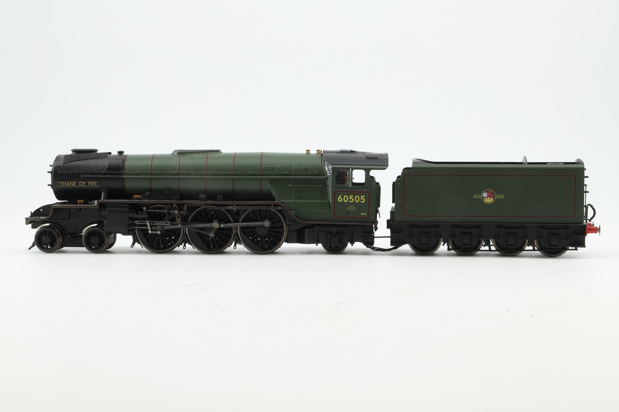 Hornby OO R3831 Thompson Class A2/2 60505 'Thane of Fife' in Lined BR Green w/ Late Crests