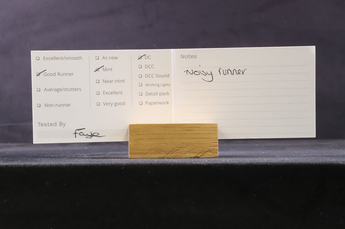 Hornby OO R2151 Class j94 WD Austerity &#39;157&#39; LMR Blue