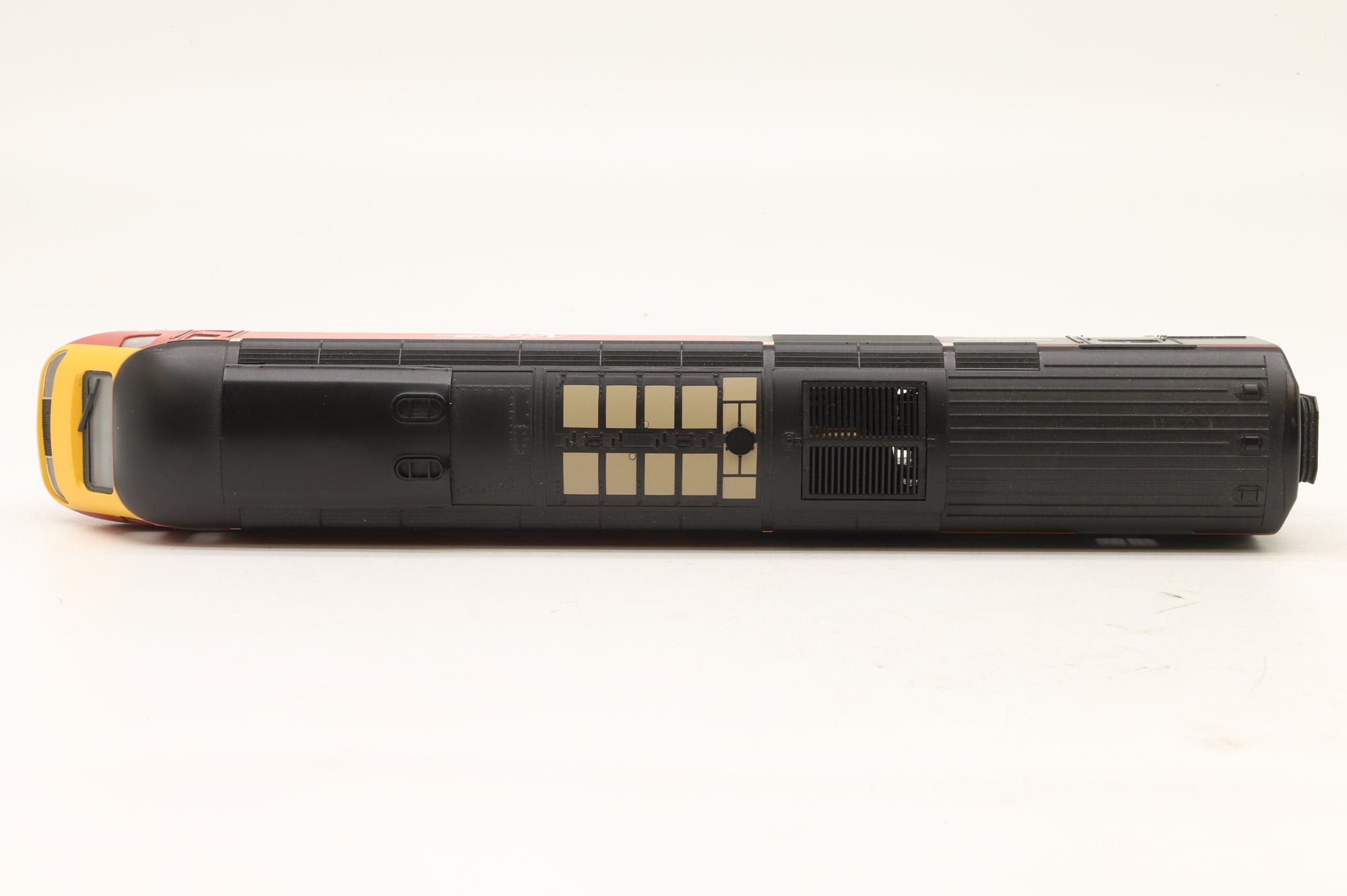 Hornby OO Class 43 HST Set 43162/43196 in Virgin Trains Livery