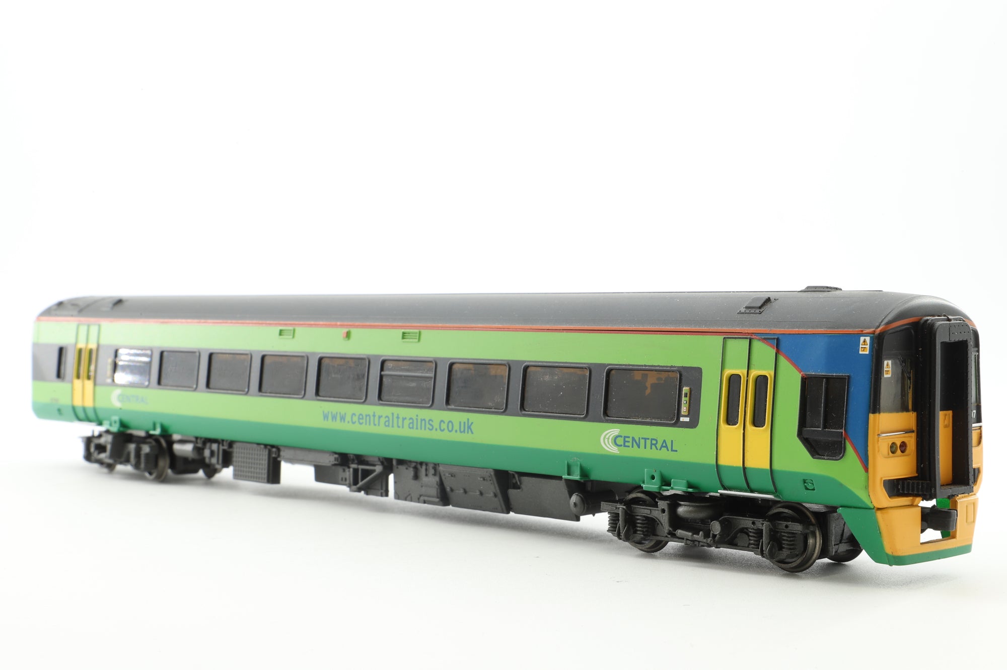 Bachmann OO 31-504 Class 158 2 Car DMU '158783' Central Trains Green