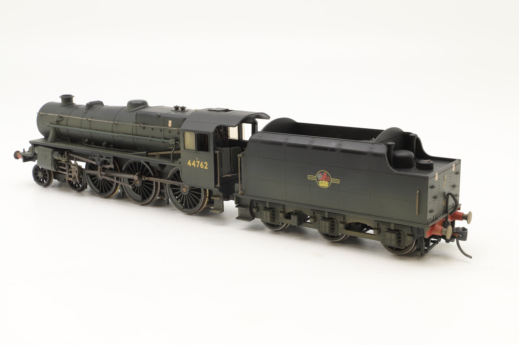 WORKSHOP Hornby OO R2360 'Black 5' 44762 in BR Black w/ Late Crests - Weathered