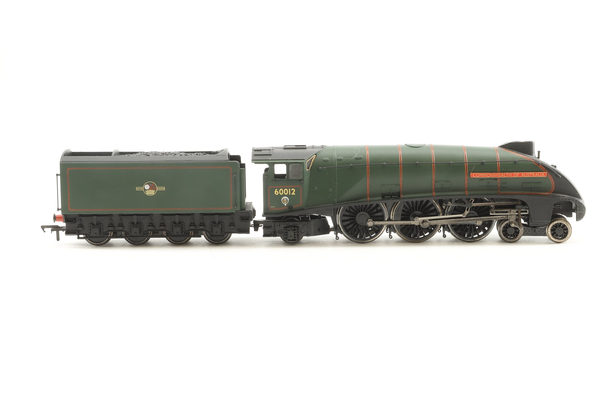 Bachmann OO 31-2001 Set of 3 Class A4 'Commonwealth of Australia' in BR Green, BR Blue & LNER Blue
