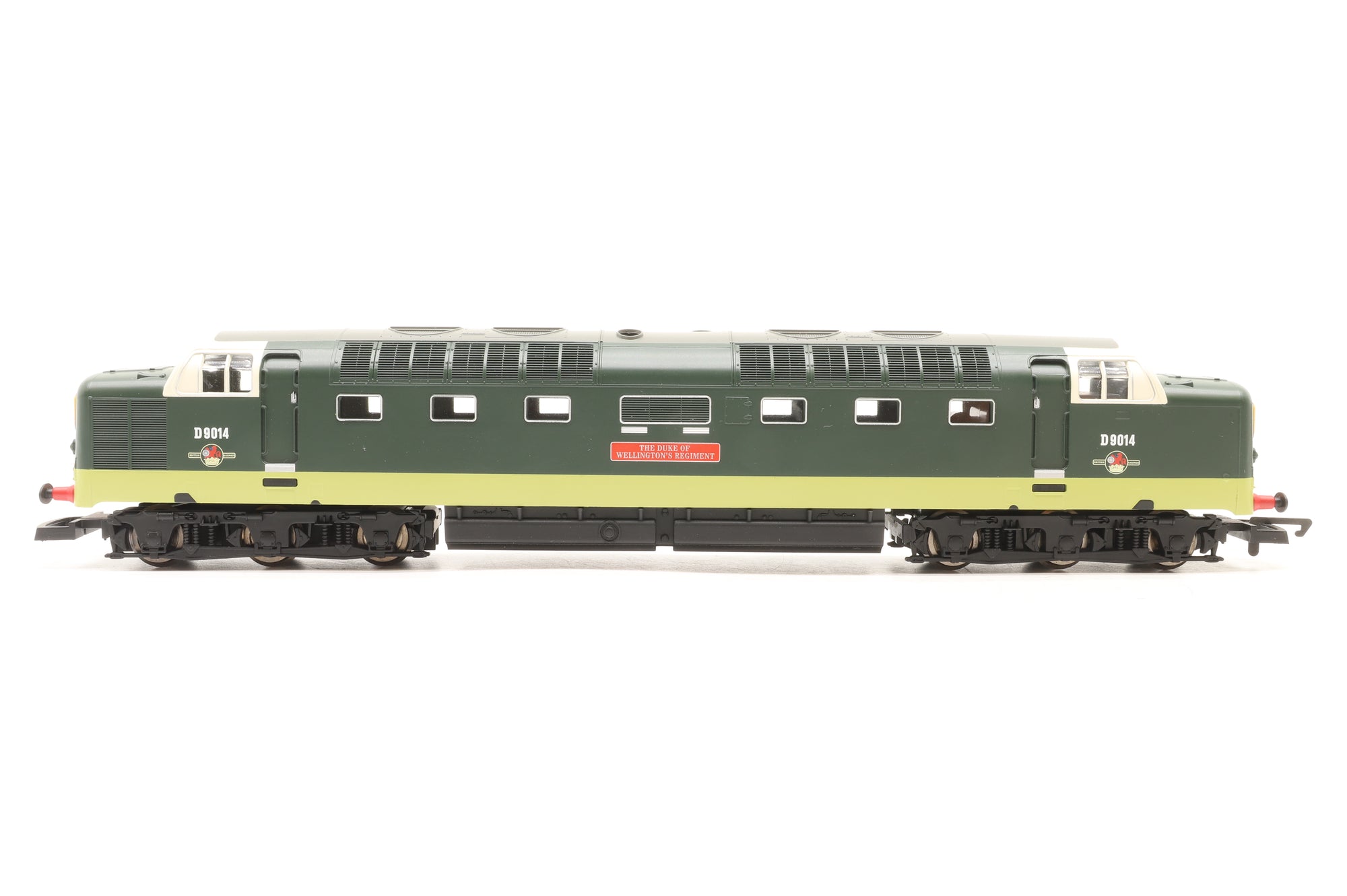 Hornby OO City Freight Train Set BR Class 55 Co-Co Diesel Deltic 'The Duke of Wellington's Regiment' 'D9014' & 5 Wagons and Vans