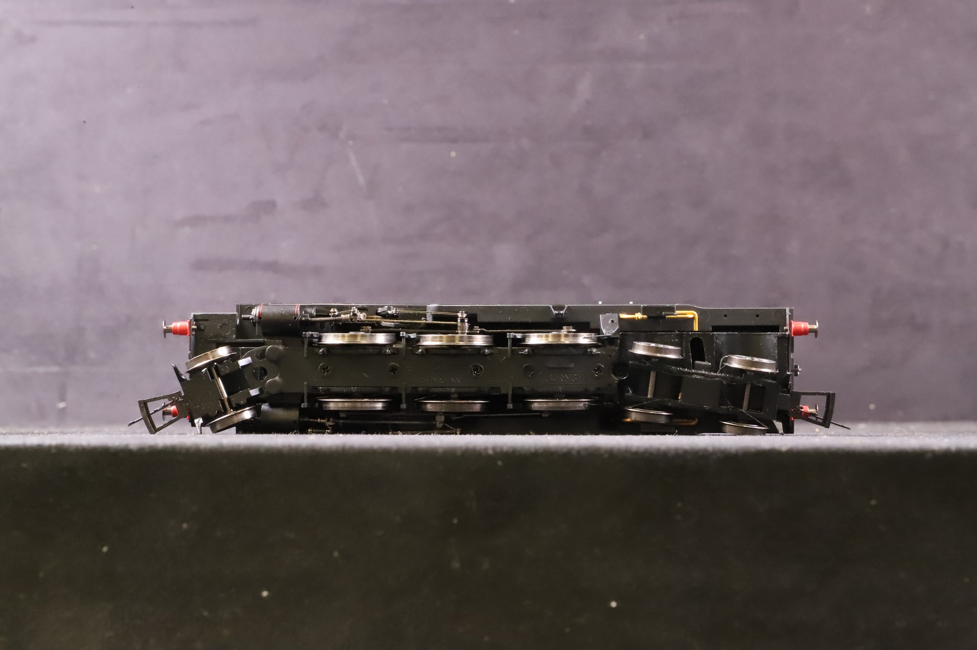 Hornby OO R2913 Thompson L1 Class 2-6-4T '67772' BR Lined Black E/C