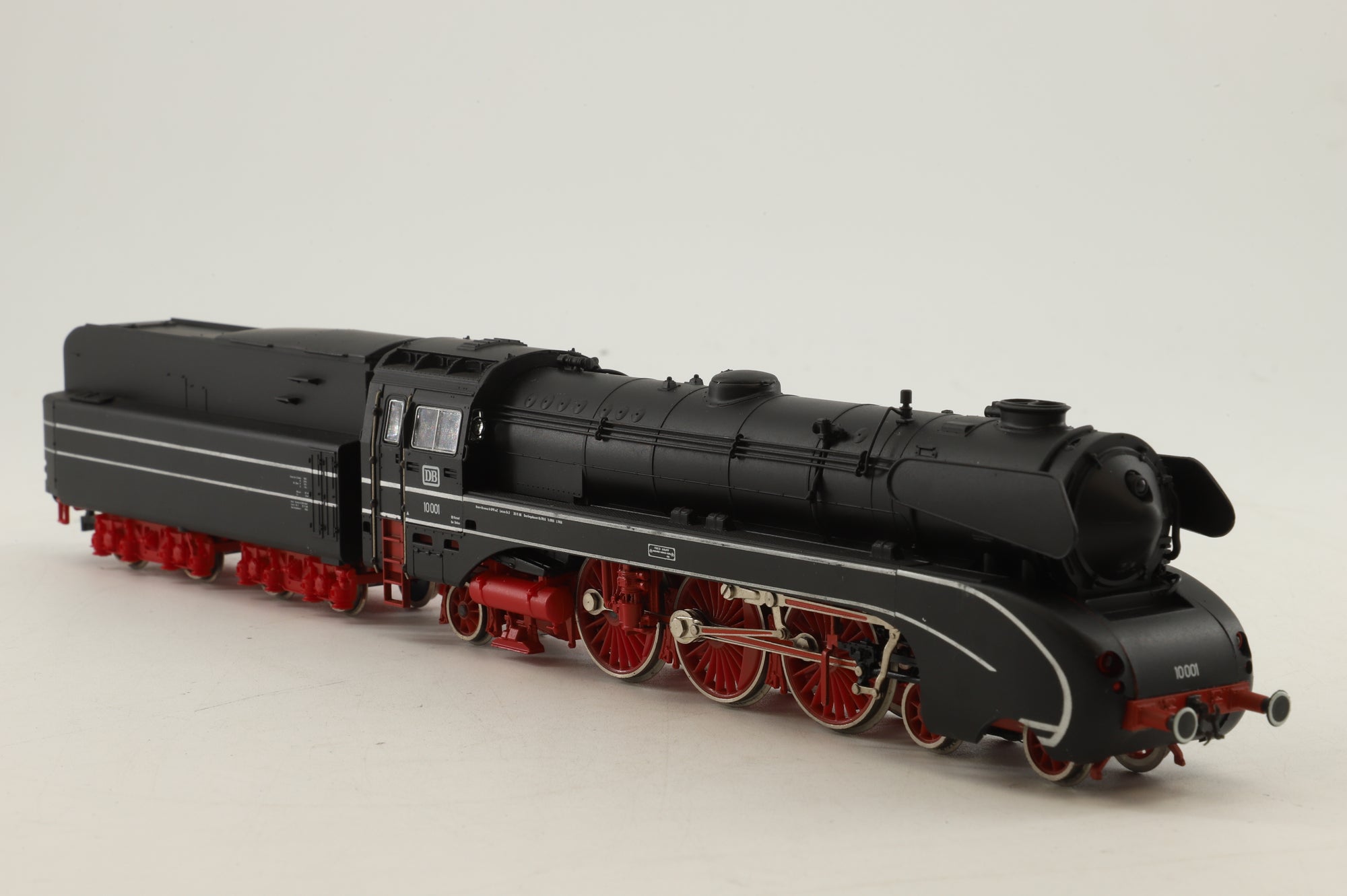 Rivarossi HO 1339 BR10 Steam Locomotive