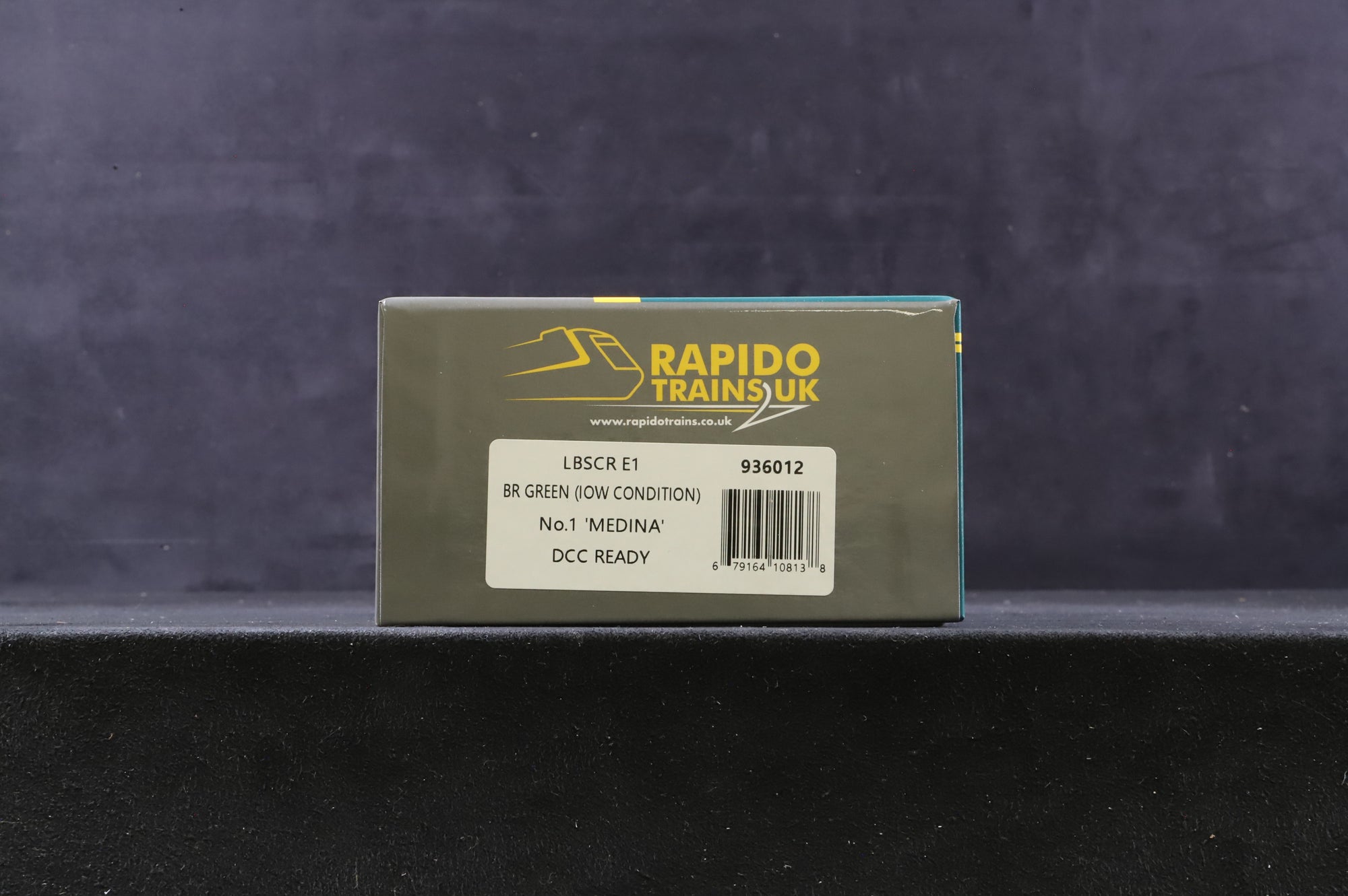 NEW Rapido OO 936012 E1 'No.1' 'Medina' BR Green (IoW Condition)
