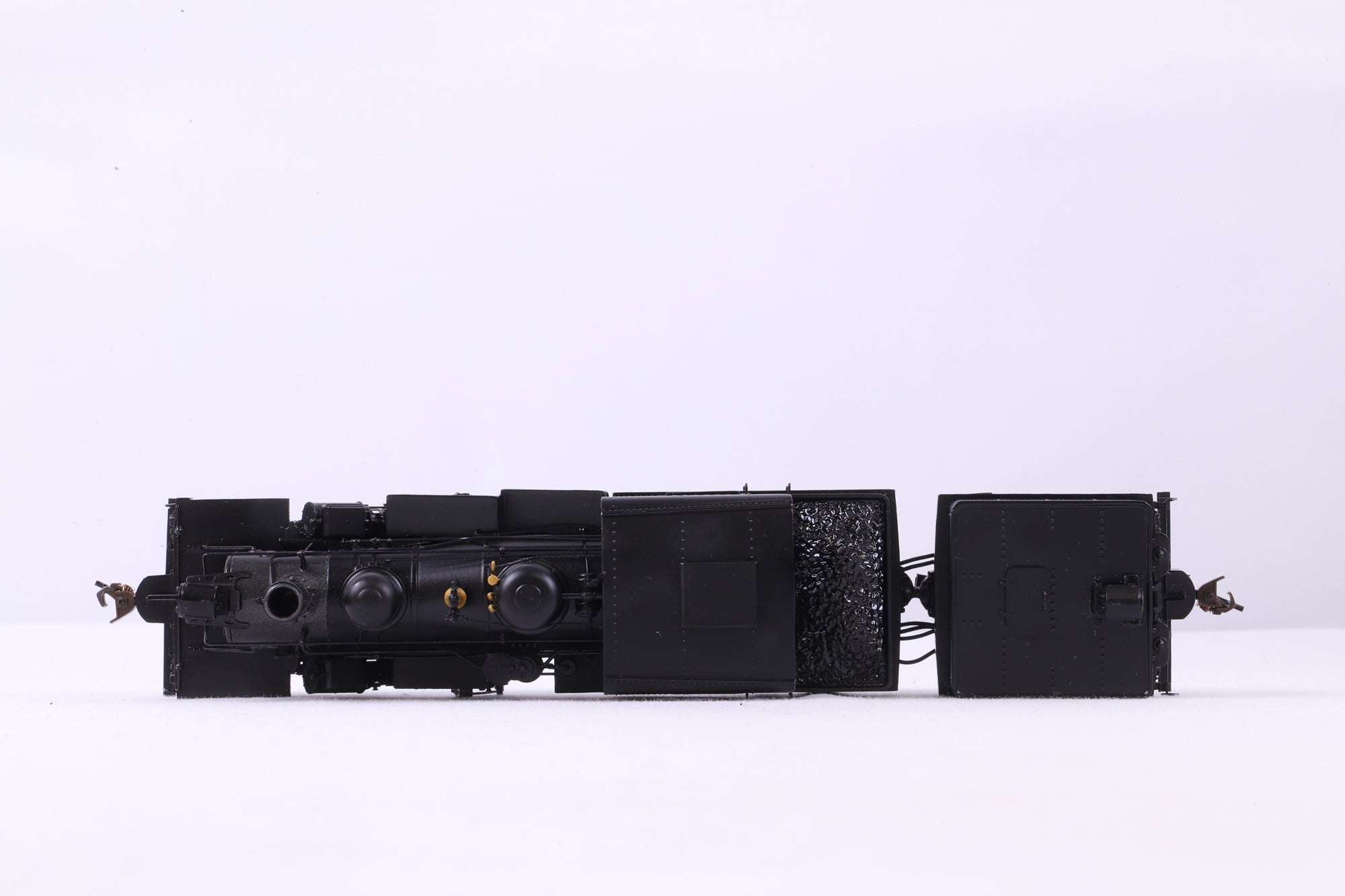 Spectrum HO 82901 70 Ton 3 Truck Climax Painted Unlettered Non Runner