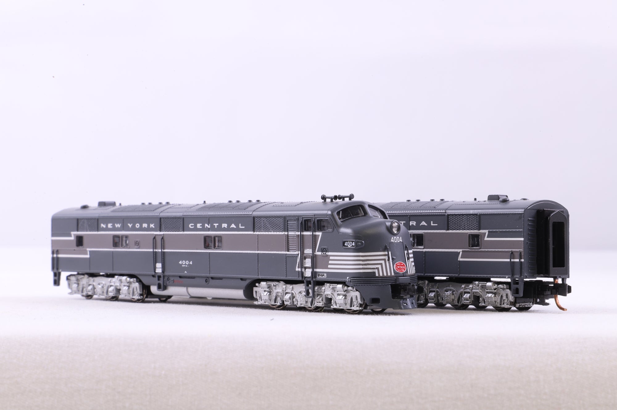 Precision N 650 & 605 EMD E7 A&B New York Central '4004' & '4105'