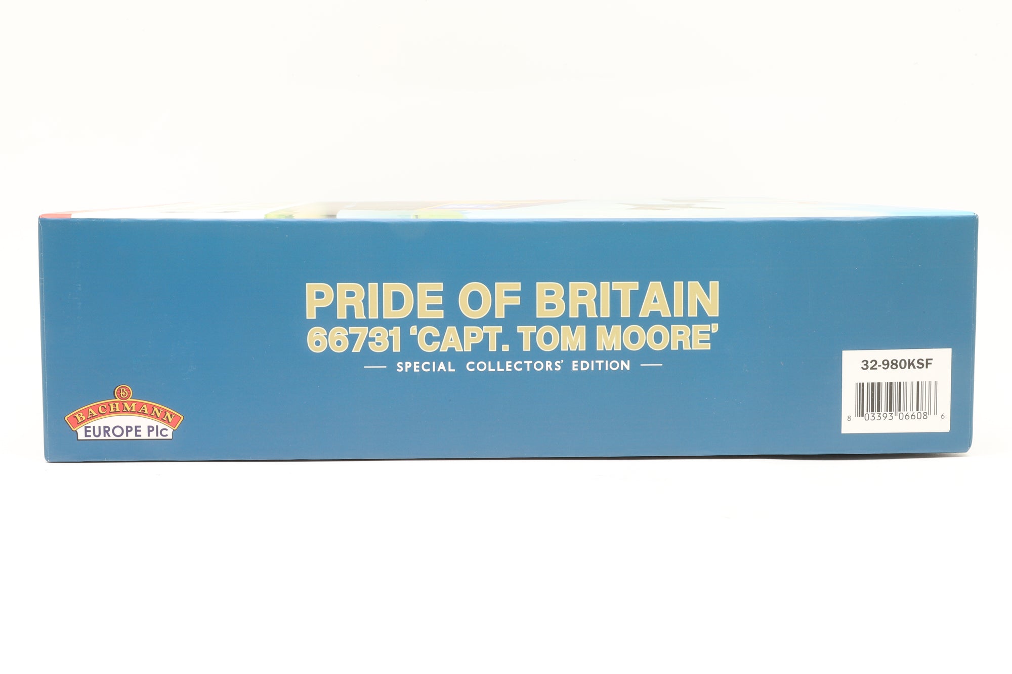 Bachmann 32-980KSF Class 66/7 Pride of Britain '66731' 'Capt. Tom Moore' GBRf/NHS & Two Aircraft Special Edition DCC Sound