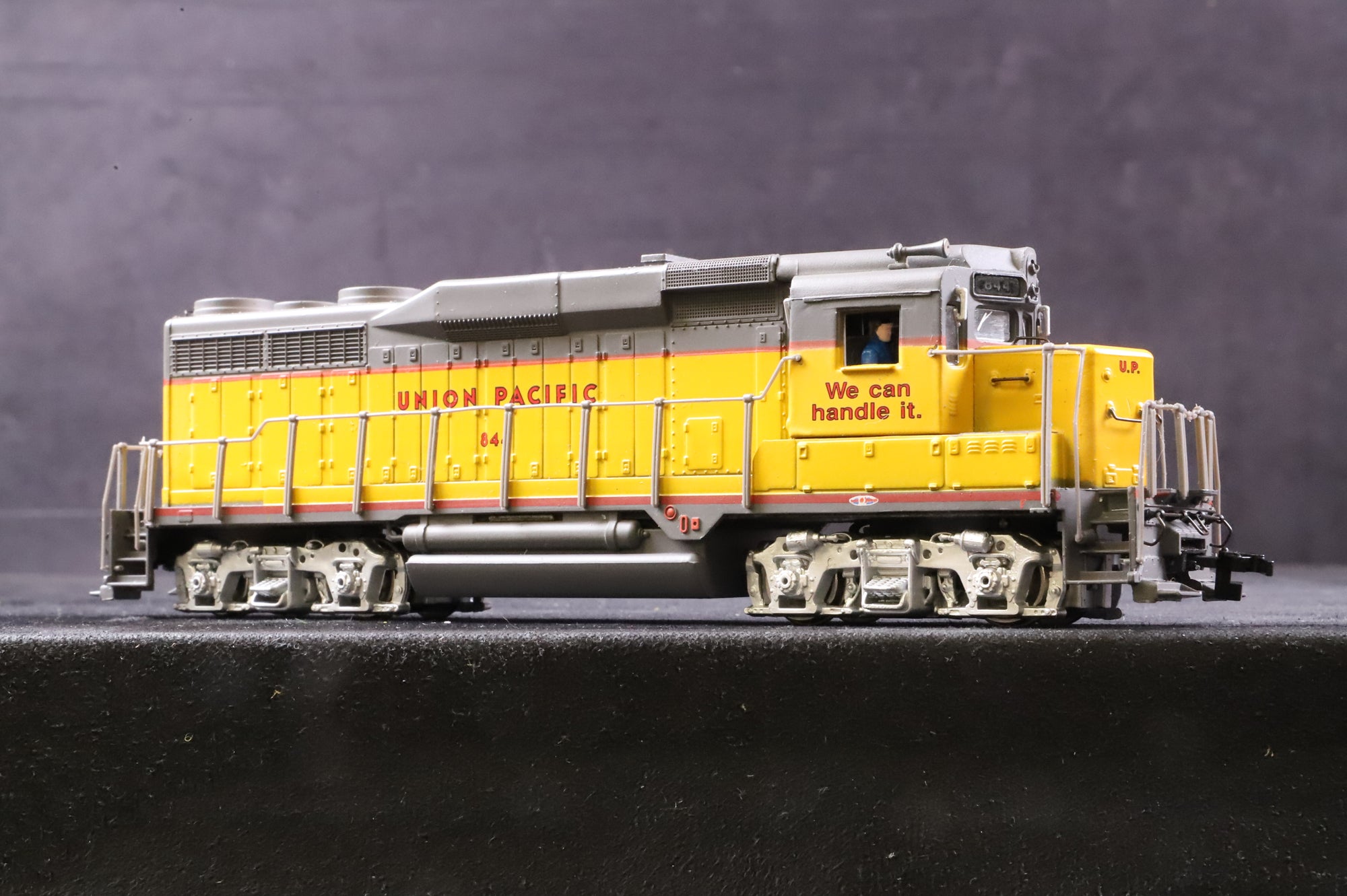 Spectrum HO 82011 GP 30 '844' Diesel Union Pacific