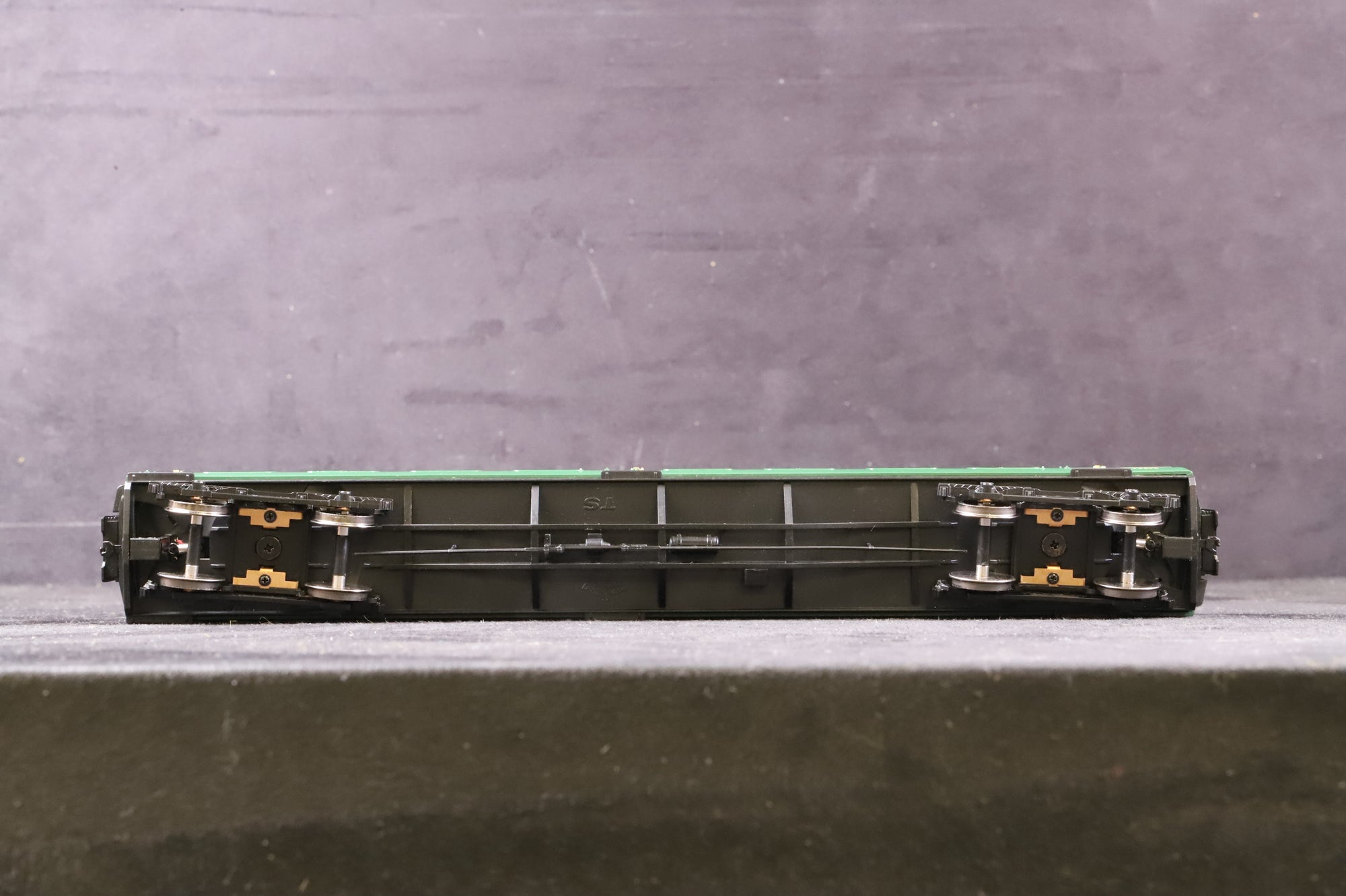 Bachmann OO 31-425A 4CEP EMU '7141' Late SR Multiple Unit Green