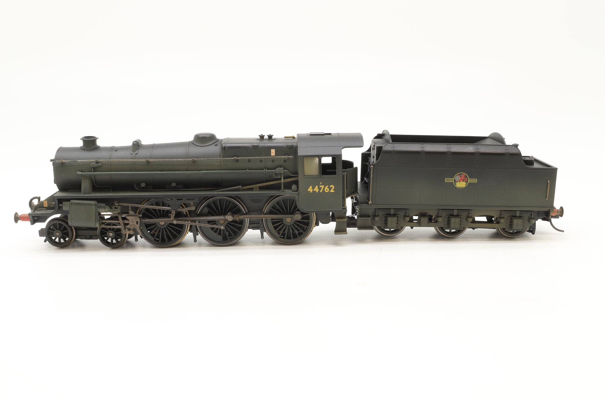 WORKSHOP Hornby OO R2360 'Black 5' 44762 in BR Black w/ Late Crests - Weathered