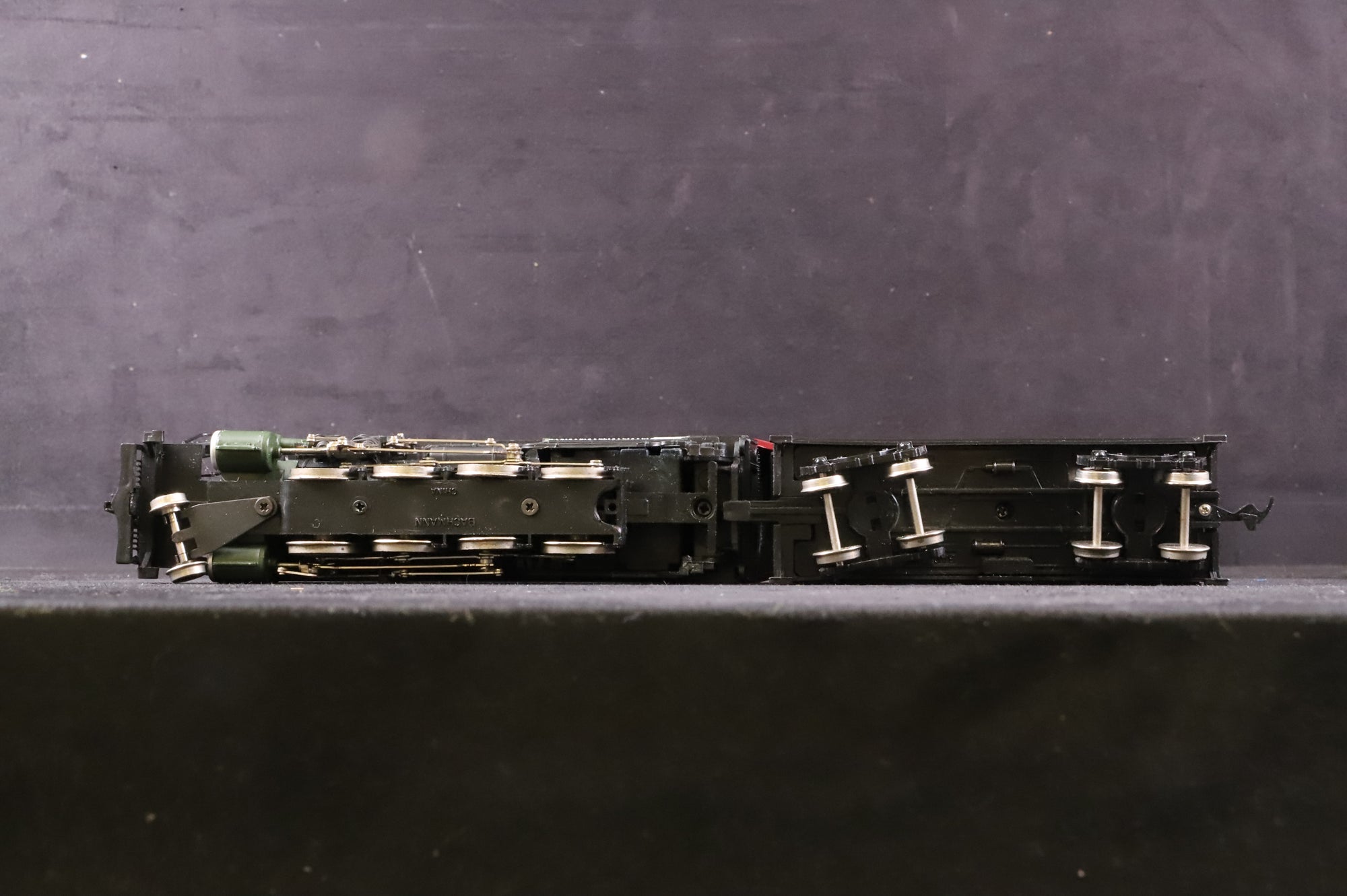 Bachmann Plus HO 31403 Consolidation 2-8-0 No. 1257 in Great Northern Black/Green/Red